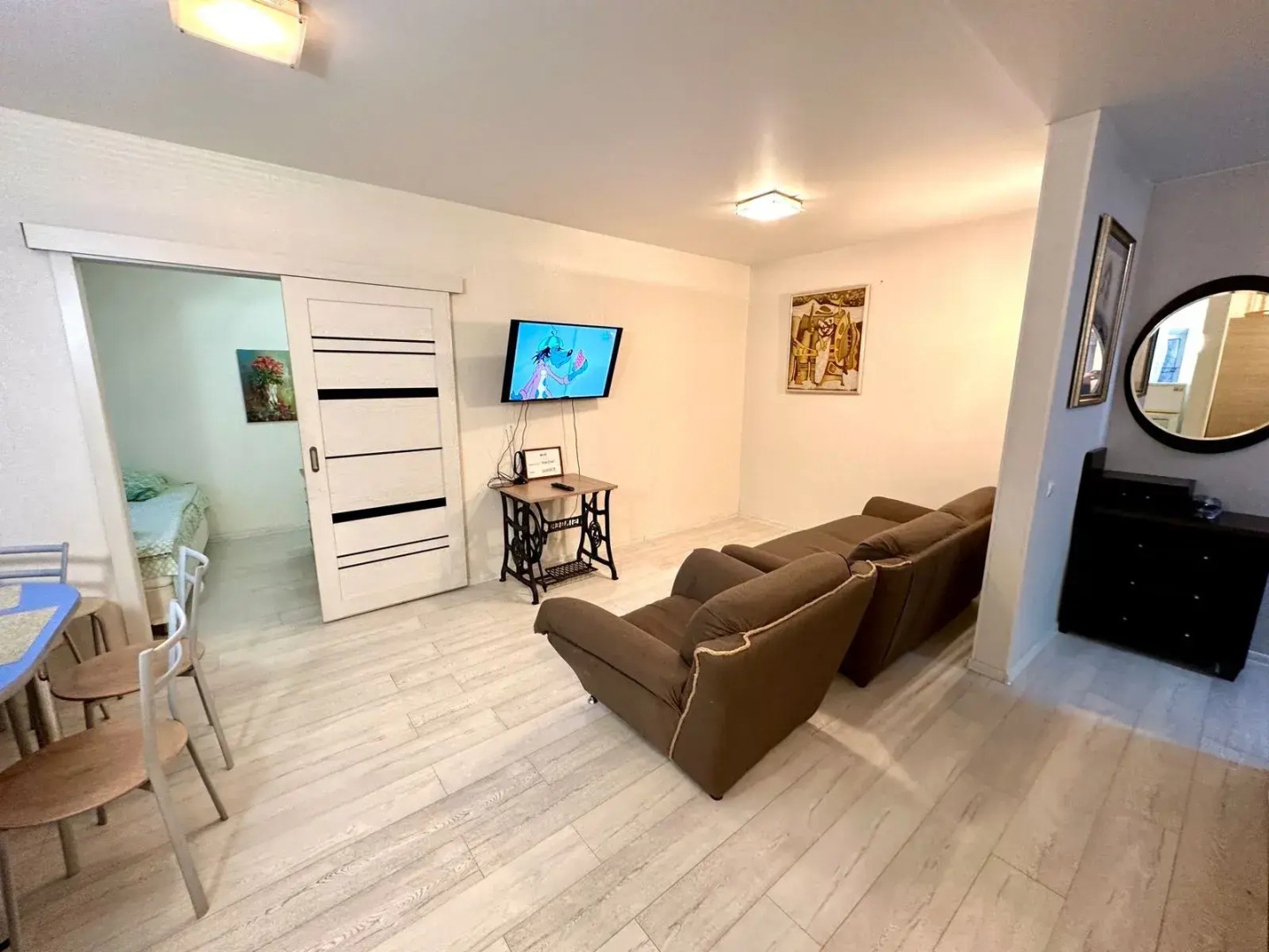 Апартаменты Двухкомнатные Апартаменты в Центре Города