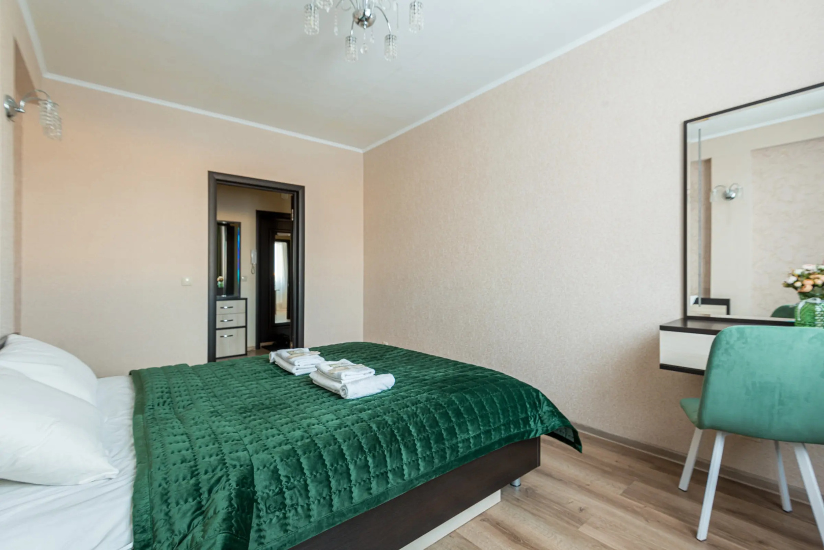 Квартира 2-к в центре на Ярославской 72 от RentAp, 4 сп.места