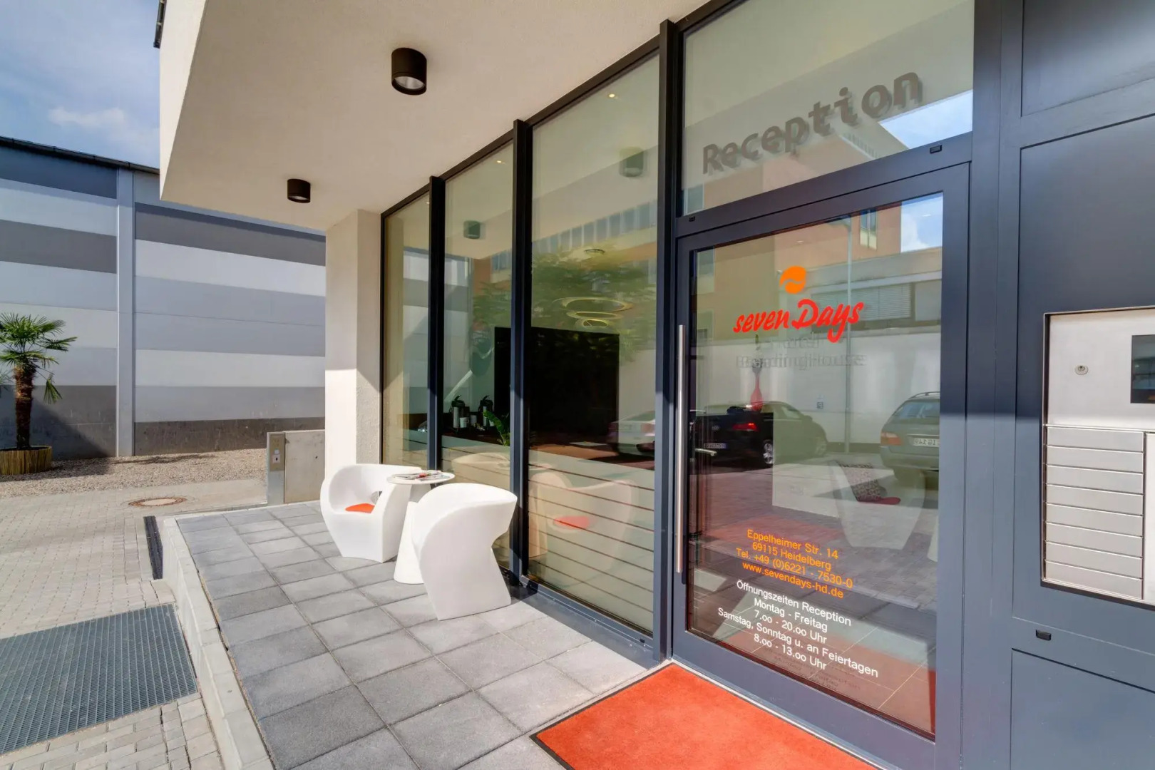 Отель SevenDays BoardingHouse