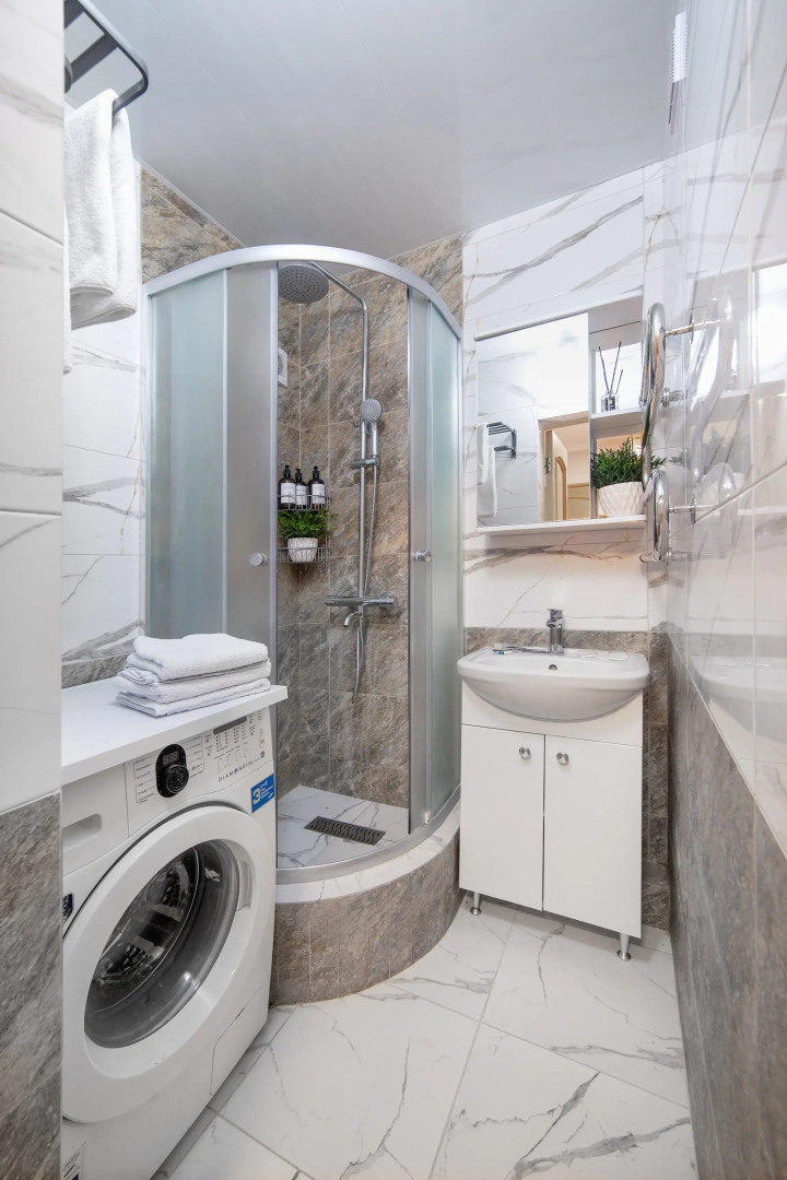 Апартаменты MyhomeYourhome на Островкого 67