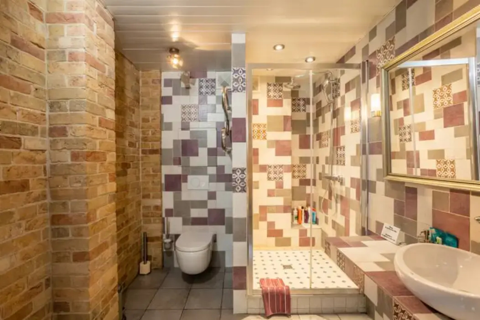 Apartments Лофт с Белым Камином