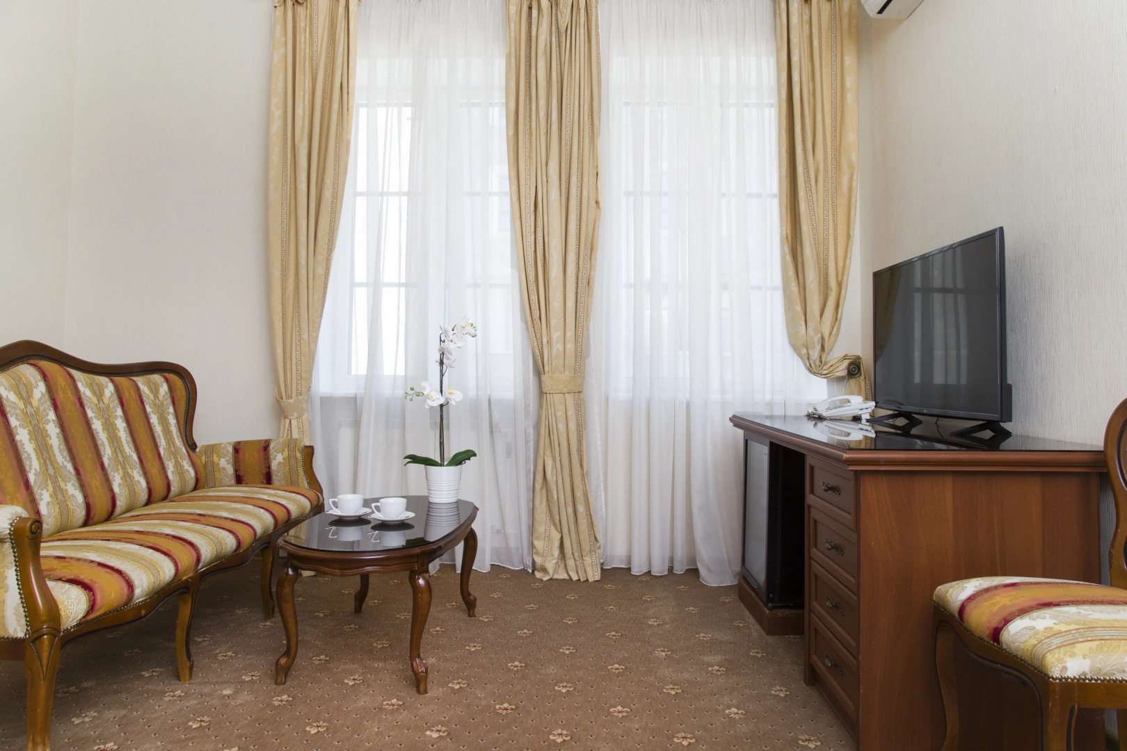 Бутик-Отель Аристократ