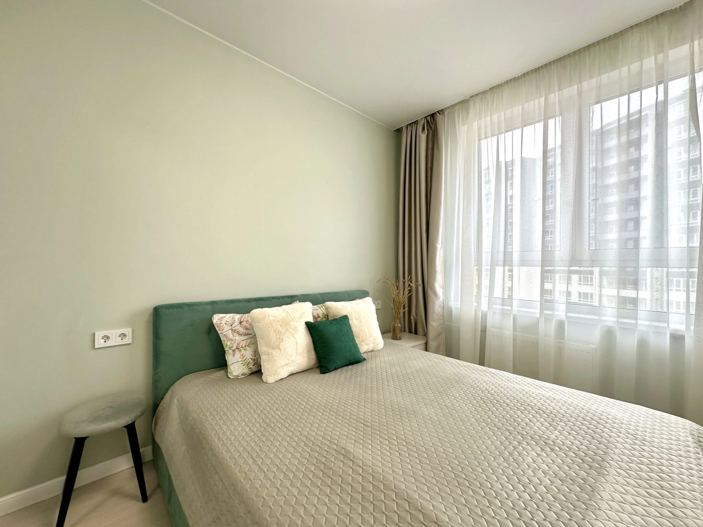 Апартаменты Люкс Аквамарин с дизайнерским ремонтом, для большой семьи