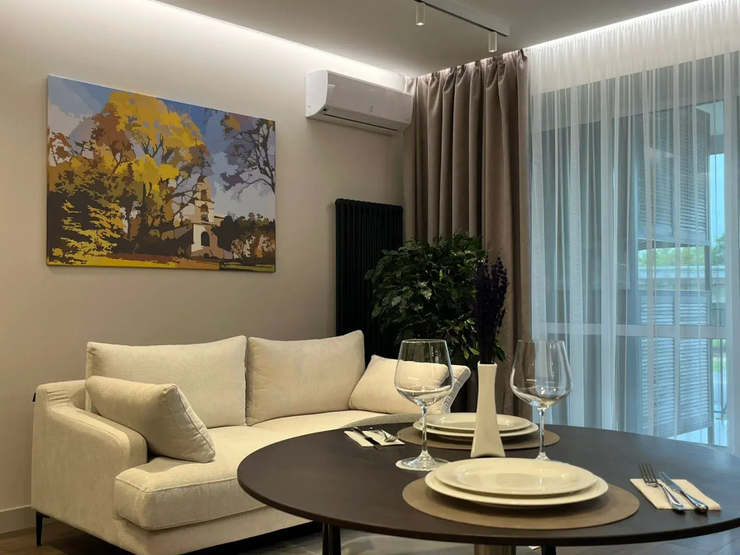 Апартаменты Royal Linen 2