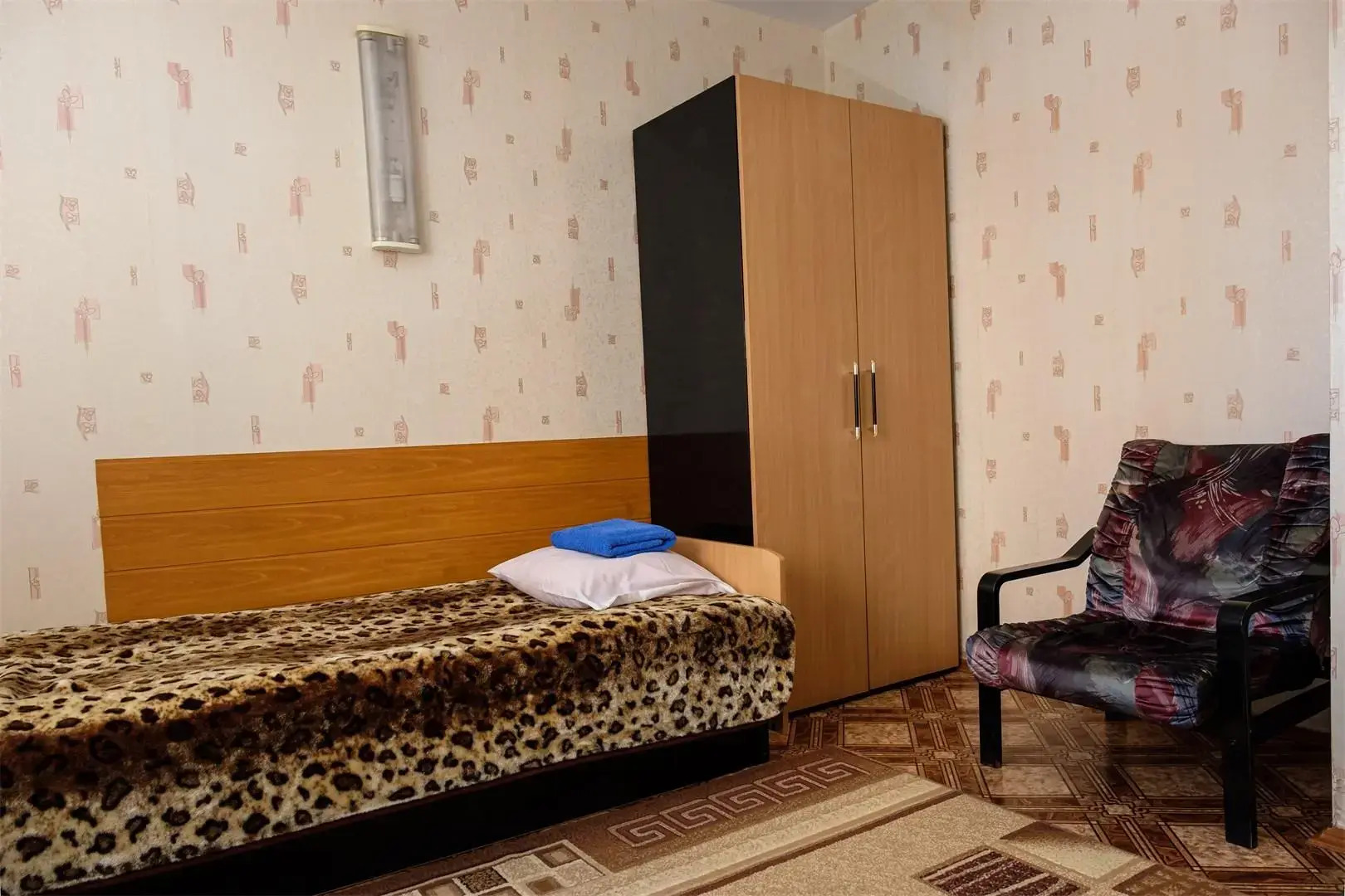 Отель Парма