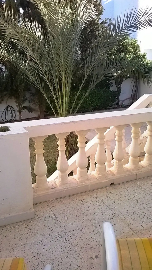 Вилла Азаиза