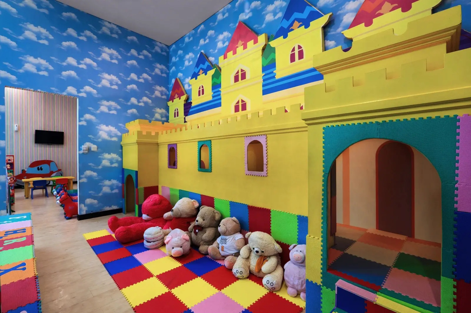 Отель Aston Cirebon Hotel & Convention Center