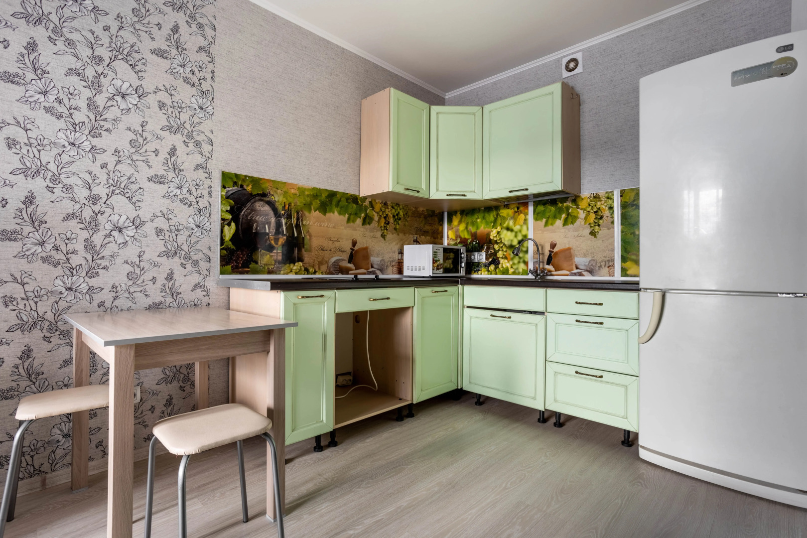 Квартира Студия Nevabed в Металлострое На Садовой