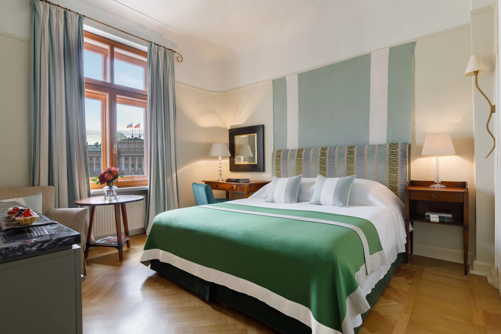 Отель Астория