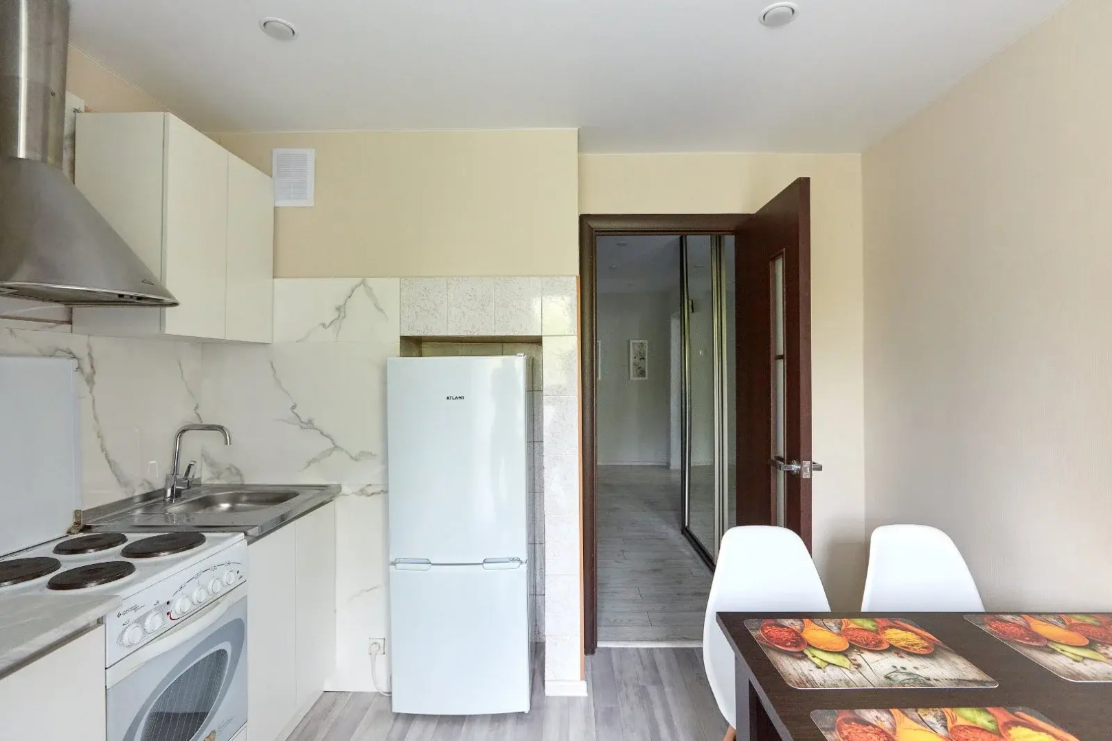 Апартаменты в центре Минска ул Заславская 19