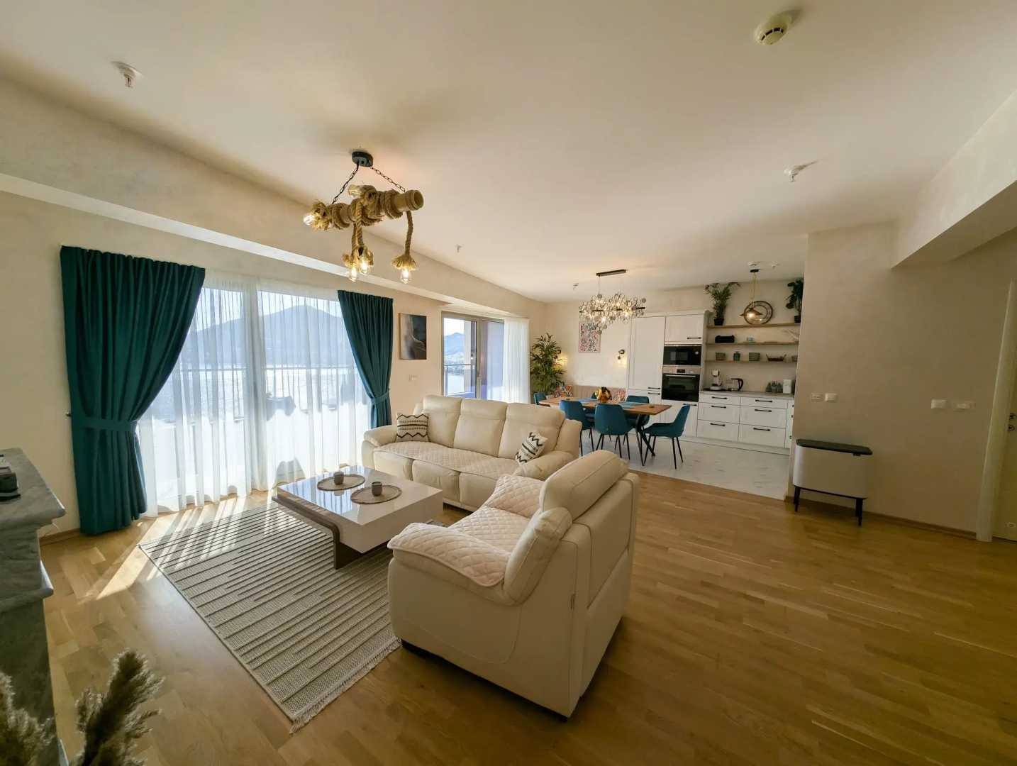 Апартаменты Lux Apartments Harmonia
