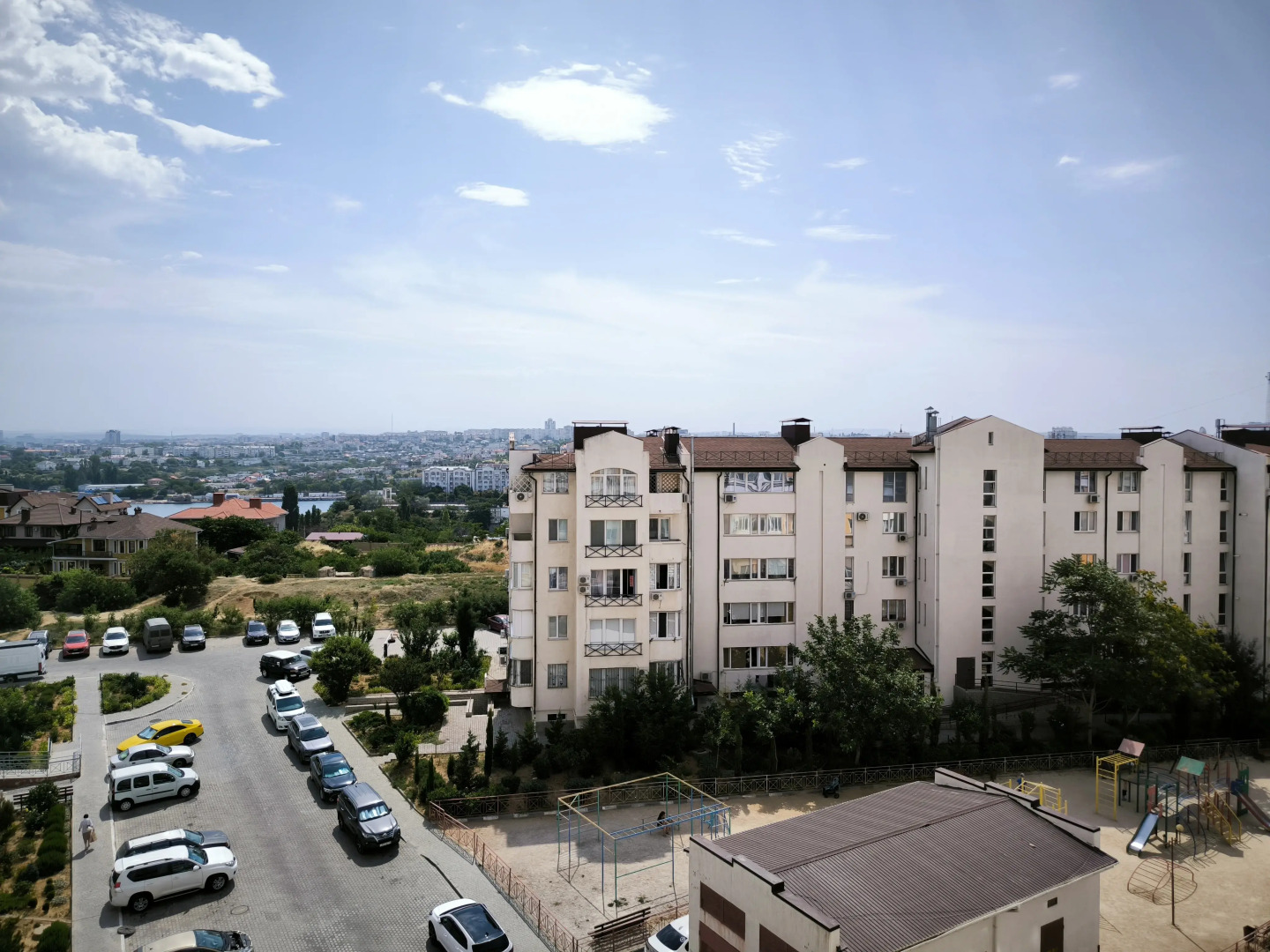 Квартира у Пляжа Парк Победы на 4 Гостей с Видом на Море