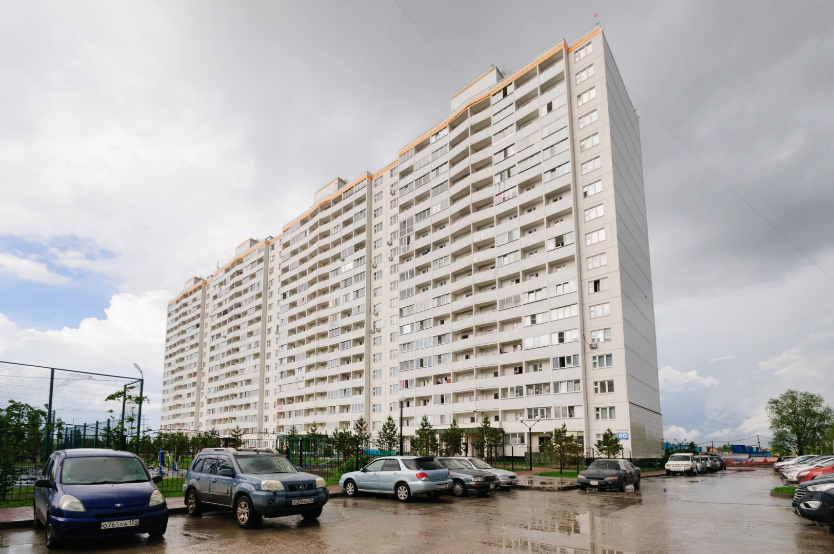 Квартира свежим ремонтом возле аэропорта