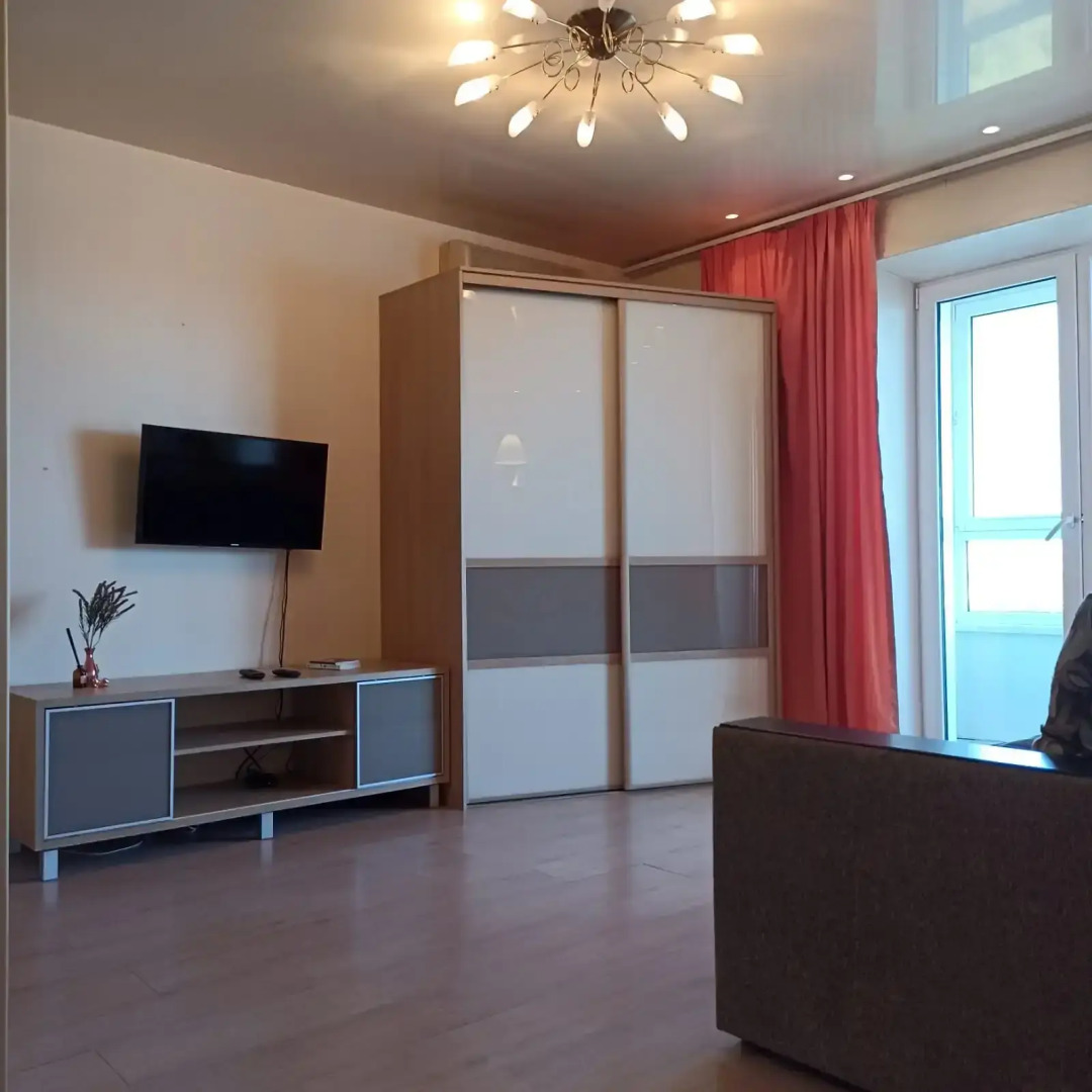 Квартира 1-Kомнатная Бестужева 15 Вид на Золотой Мост