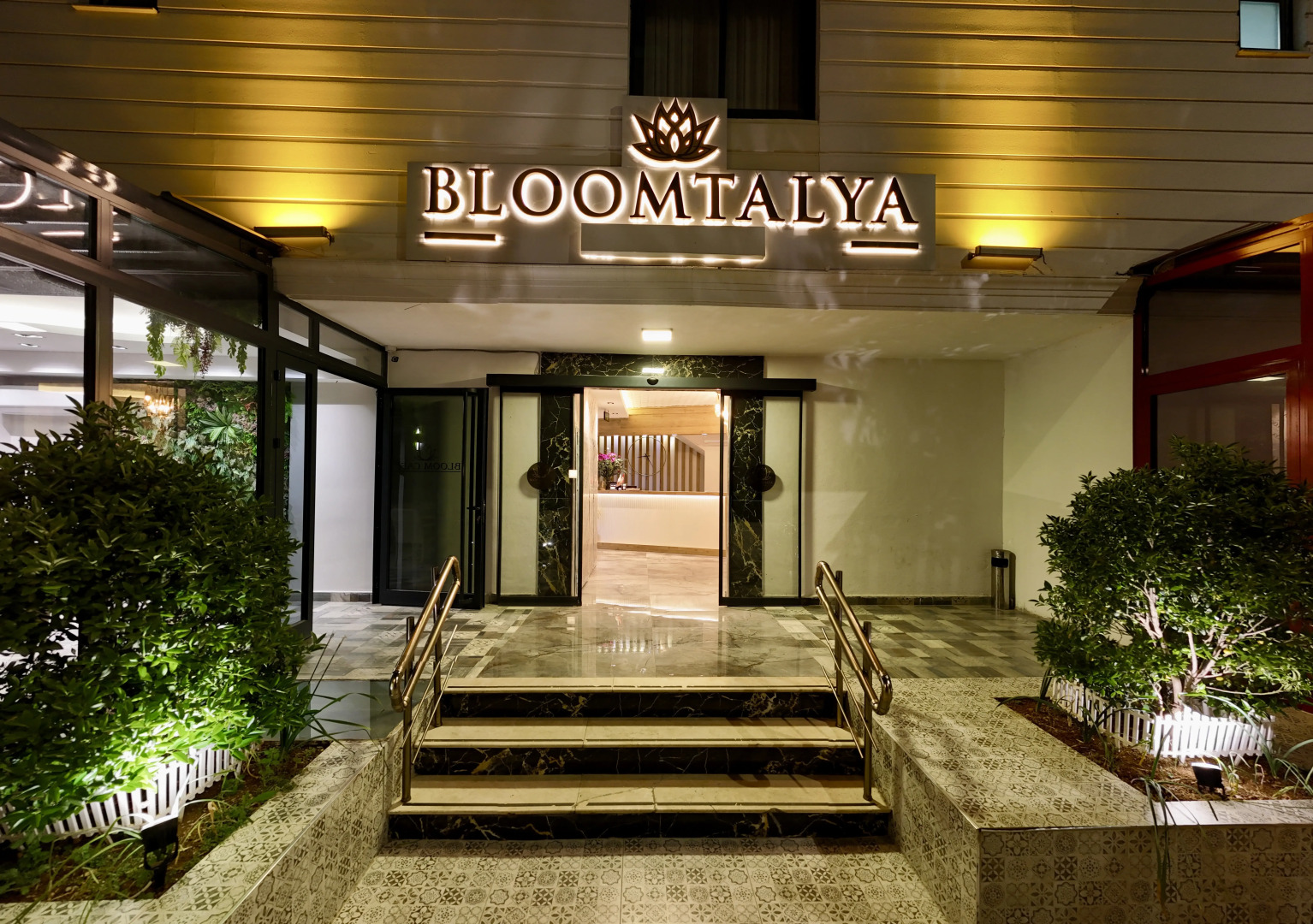 Hotel BLOOMTALYA