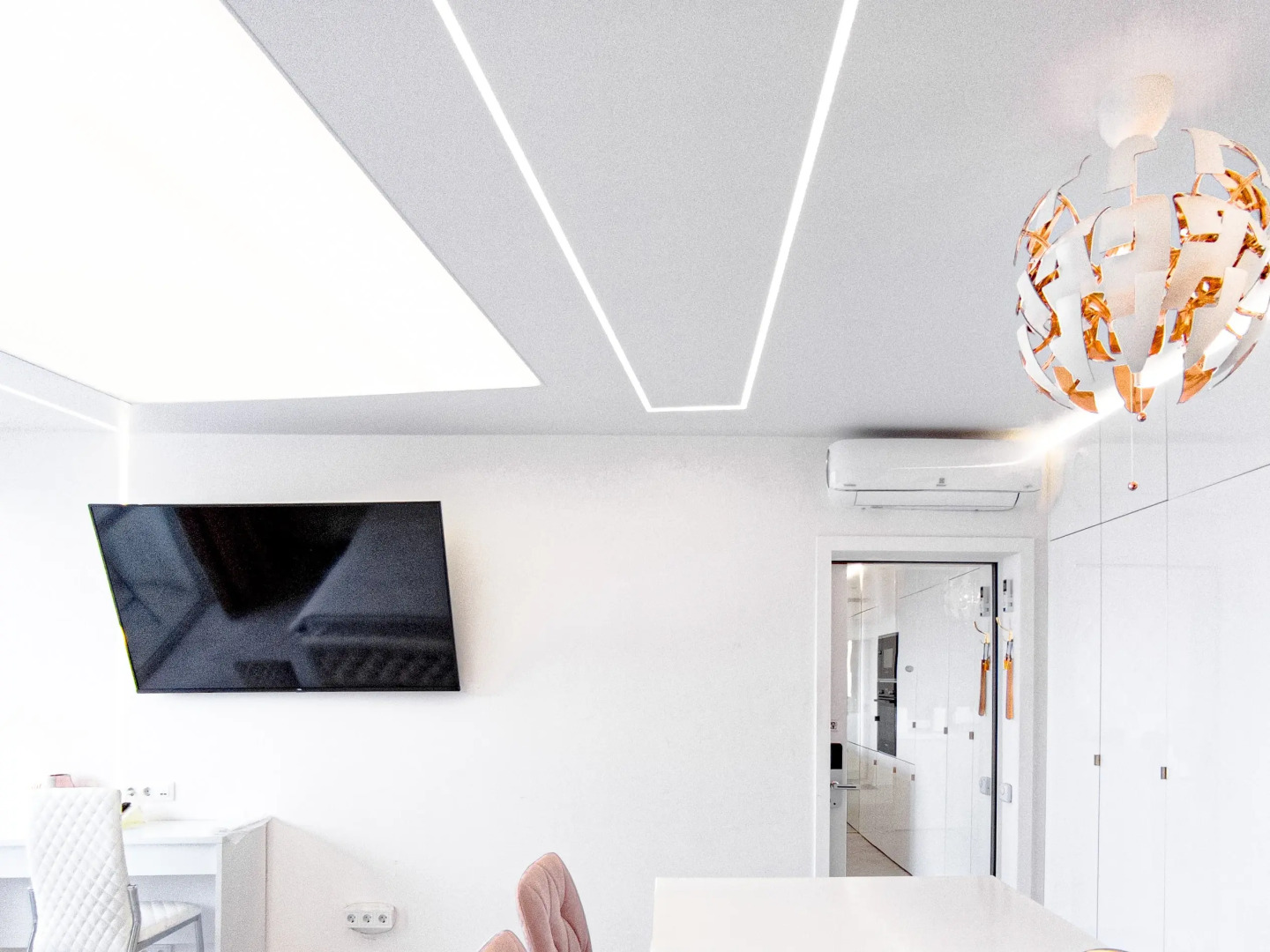 Апартаменты 12 этаж,студия 30кв.м,джакузи,вид на Волгу,новый дом,самый центр,вокзал пешком