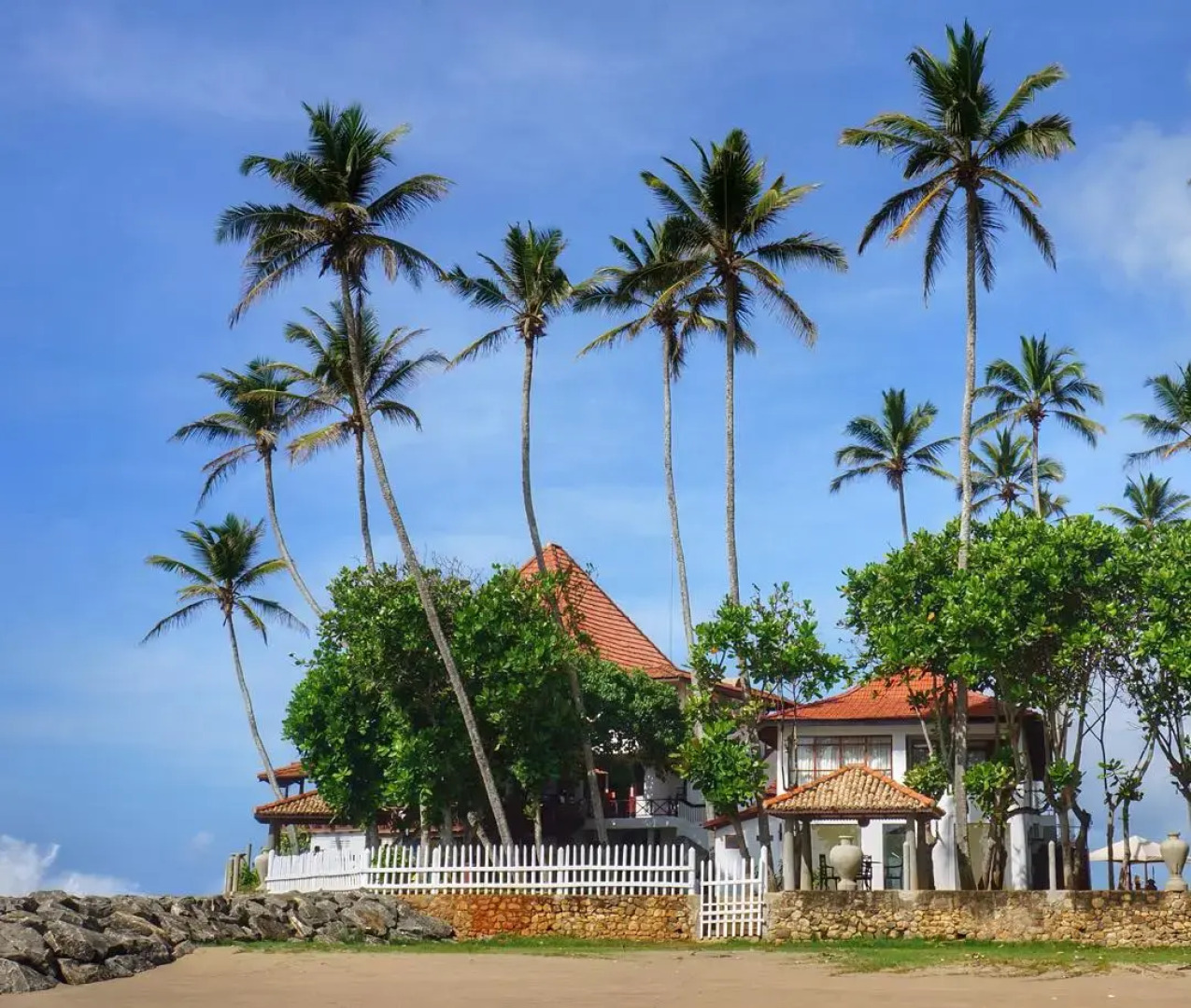 Курортный отель Dickwella Spa