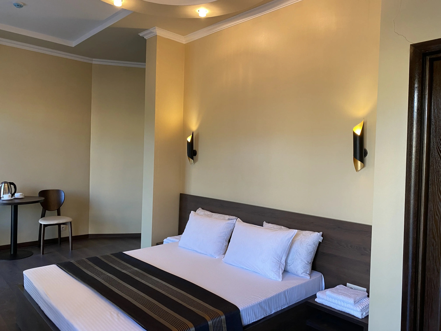 Отель Империал