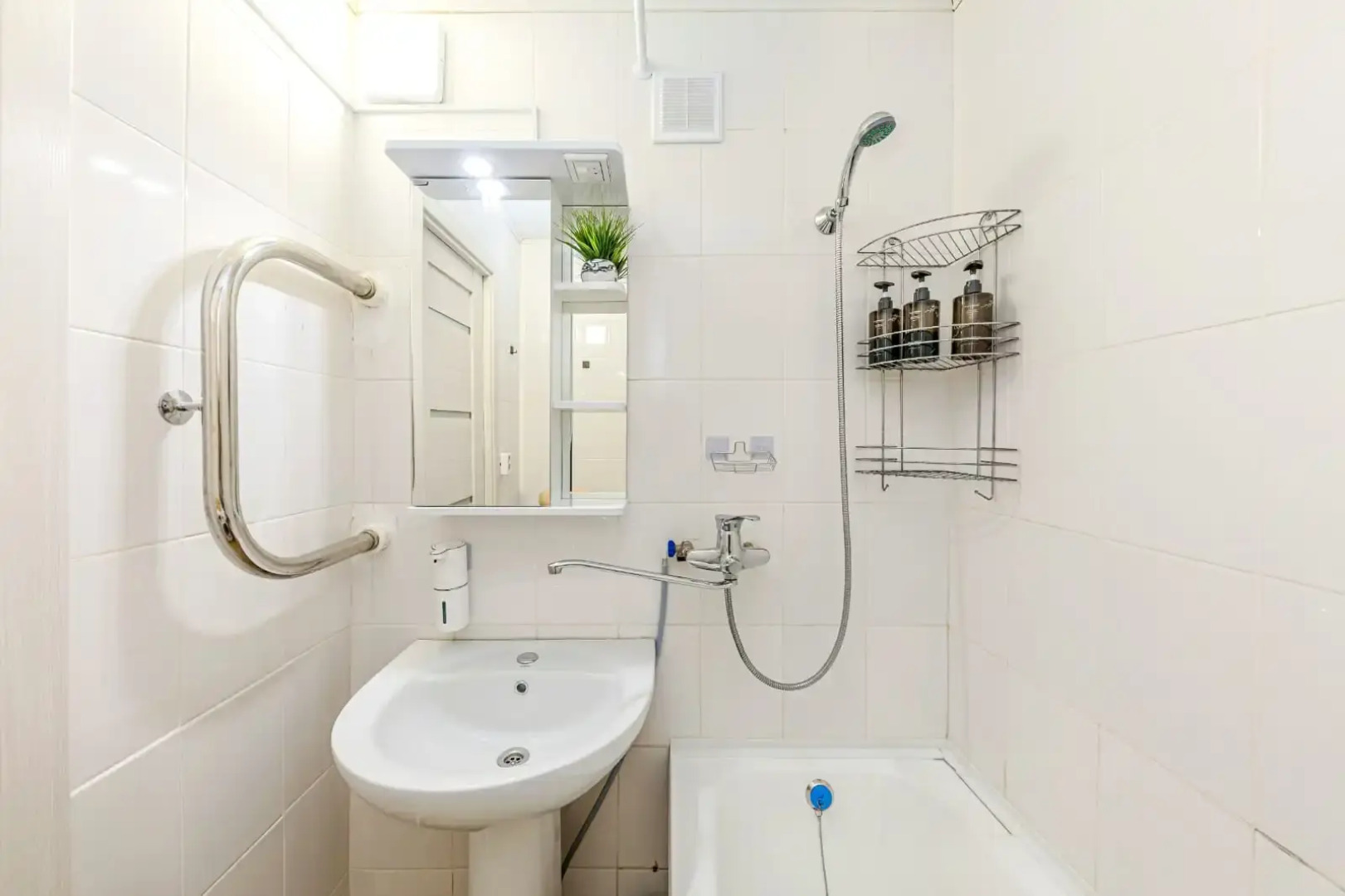 Апартаменты 1-комнатнаые рядом с ТРК Родник