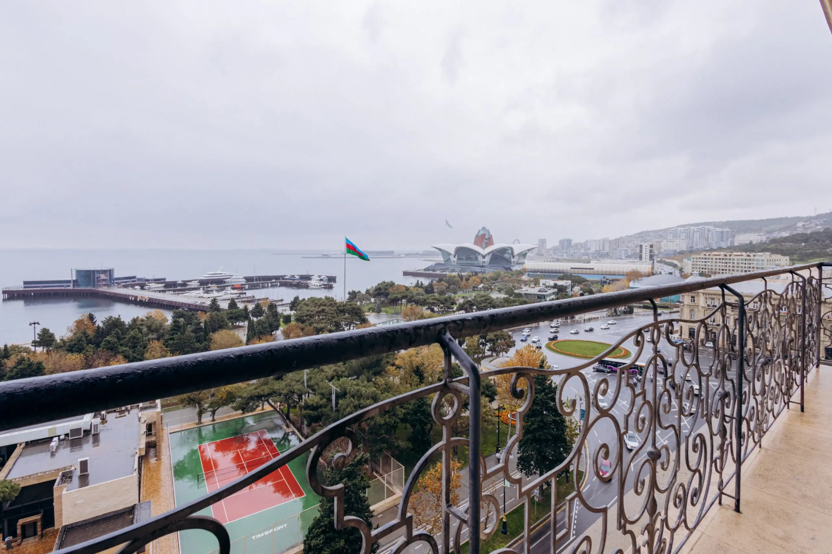 Апарт-отель Four Seasons