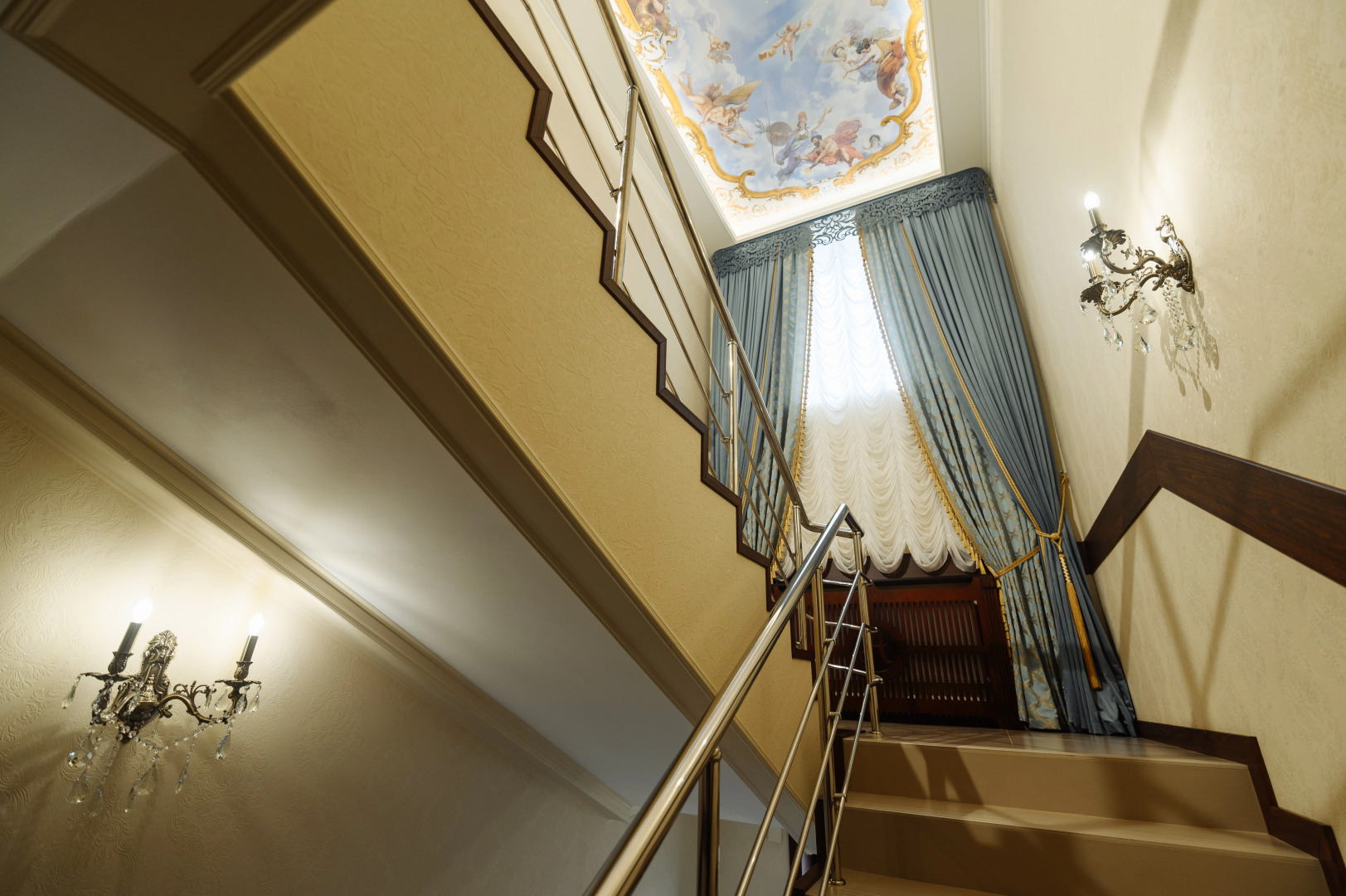 Отель Азовский