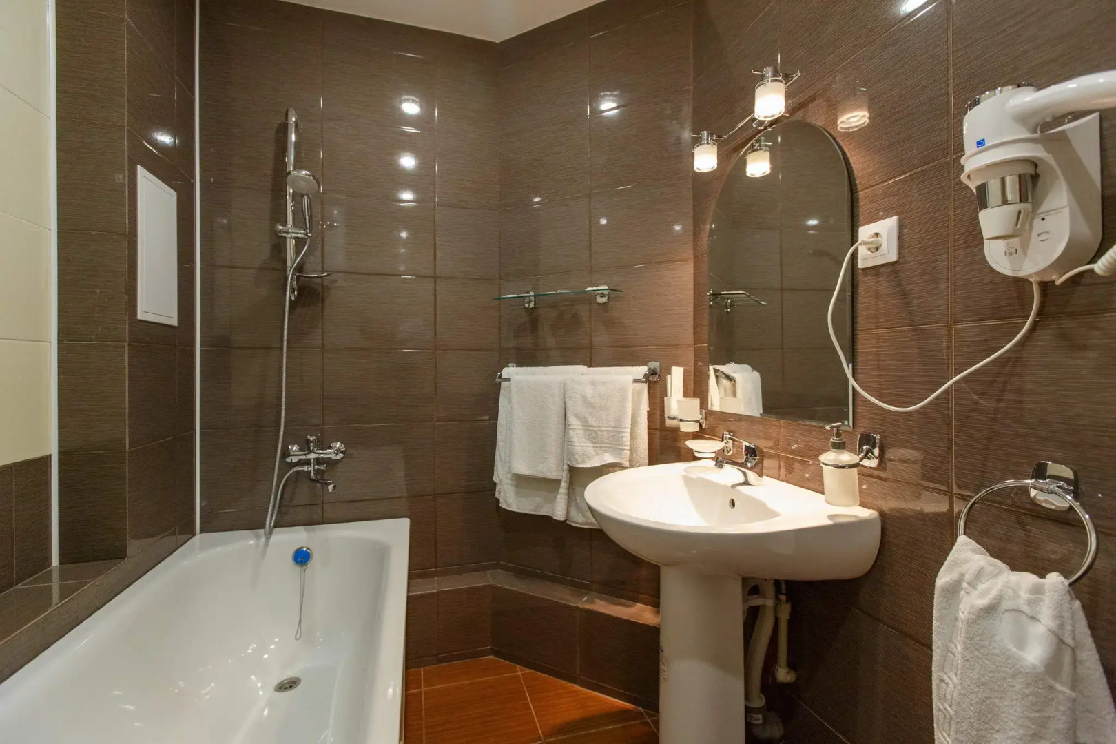 Отель НеЧаев