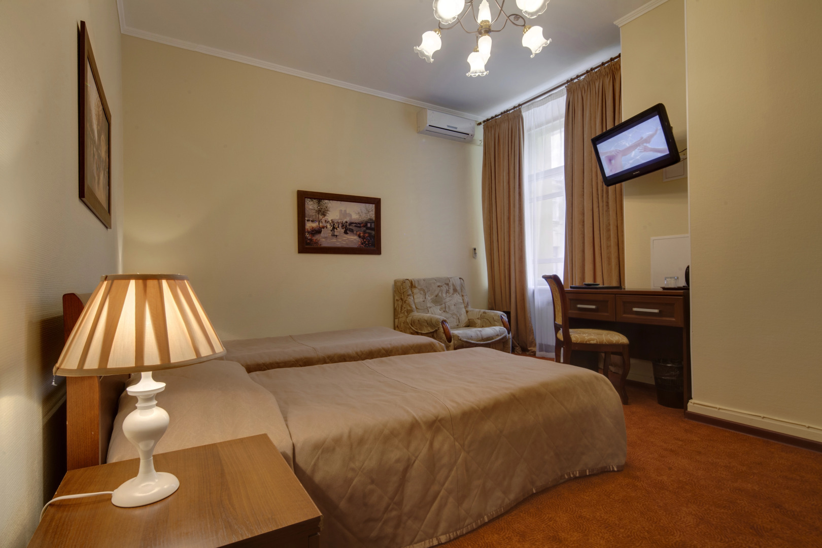 Меблированные комнаты  Соната у Эрмитажа