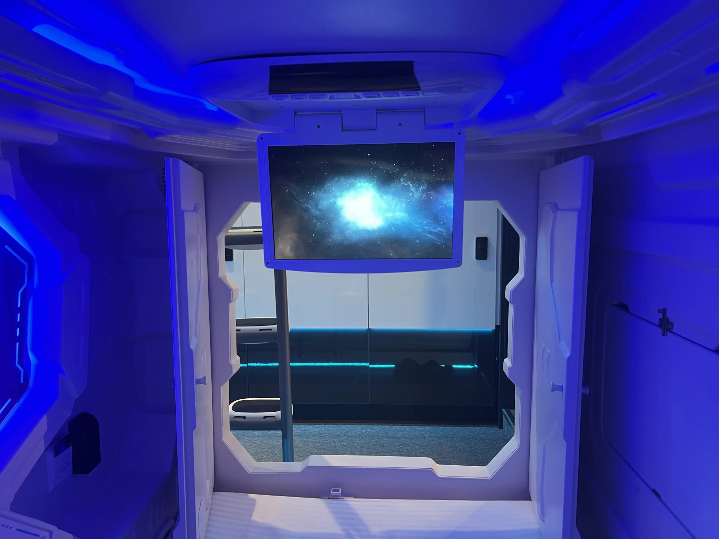 Galaxy inn Luxury hostel in center