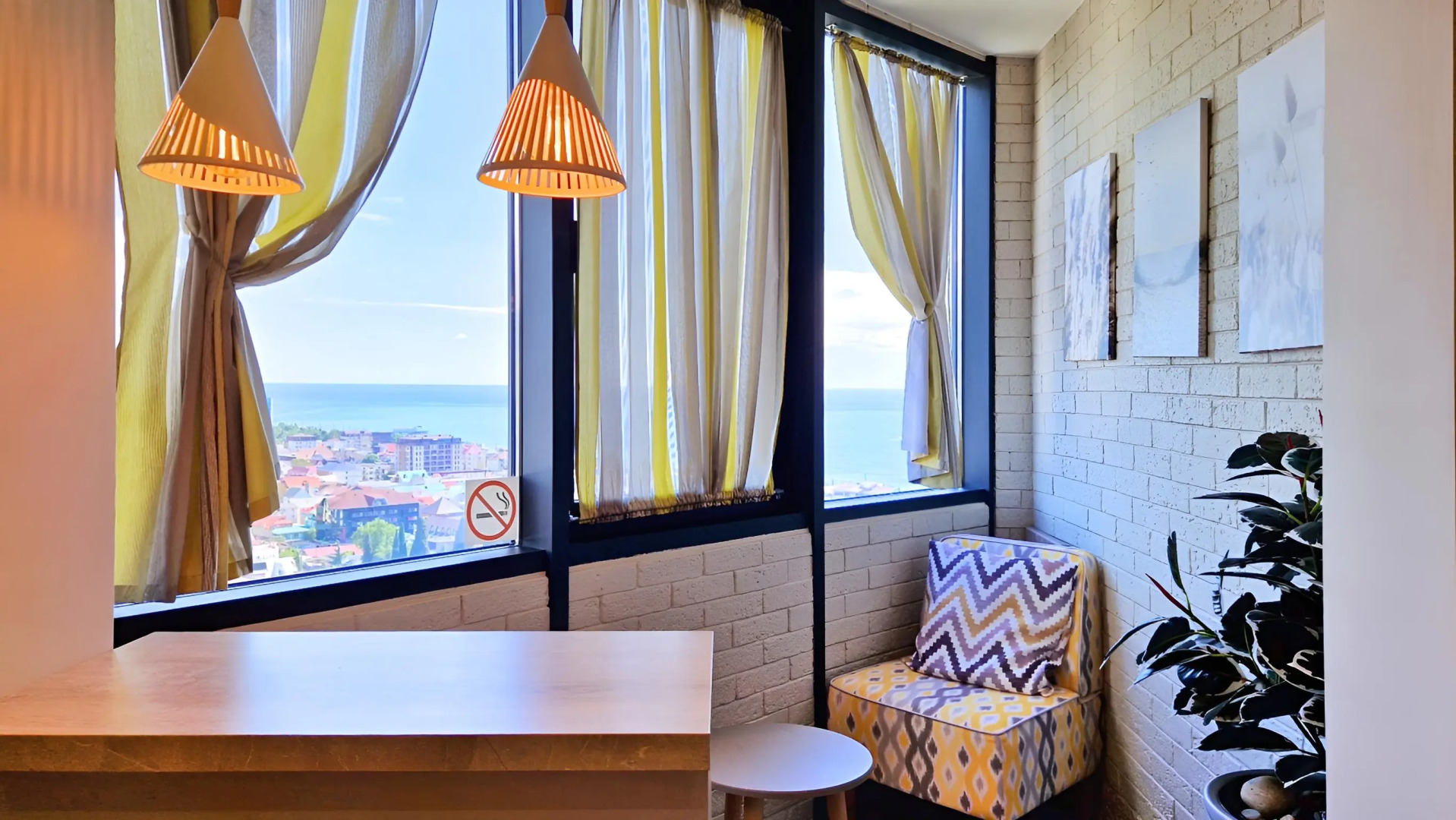 Квартира двухкомнатная с панорамным видом