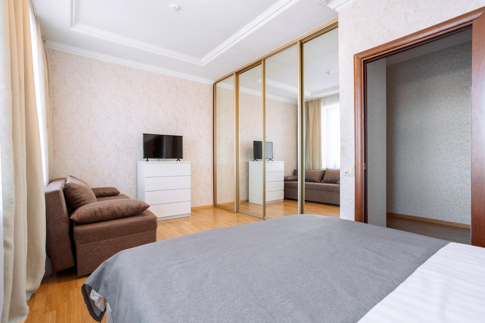 Парк-отель Паустовский