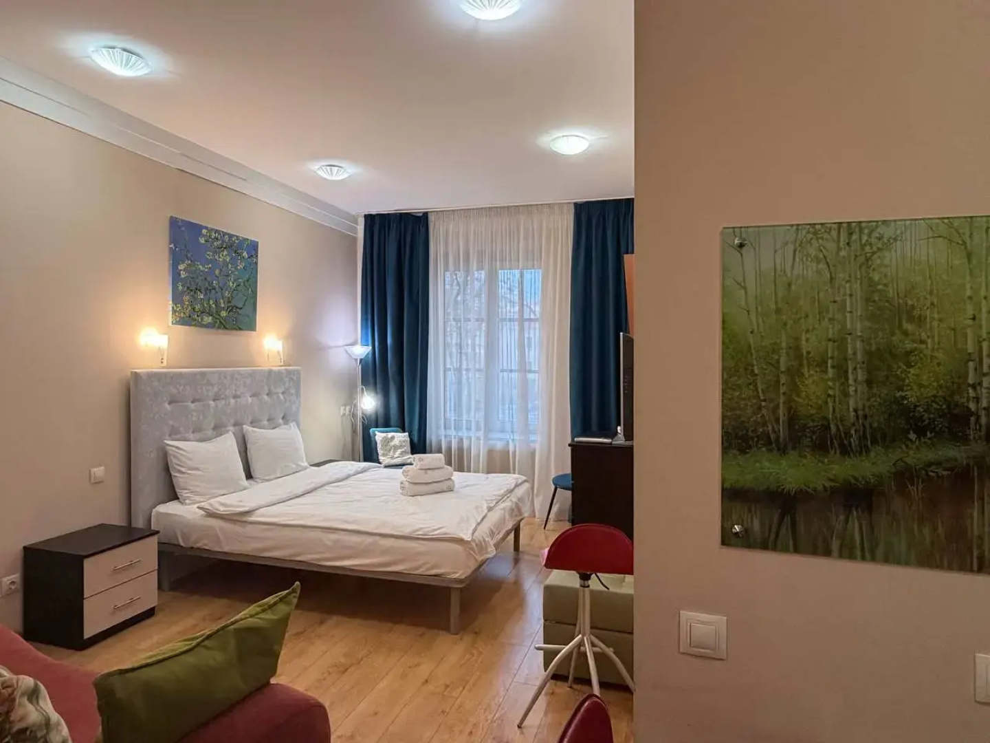 Апартаменты 1-комнатные HomeApart пр-т Независимости, 13