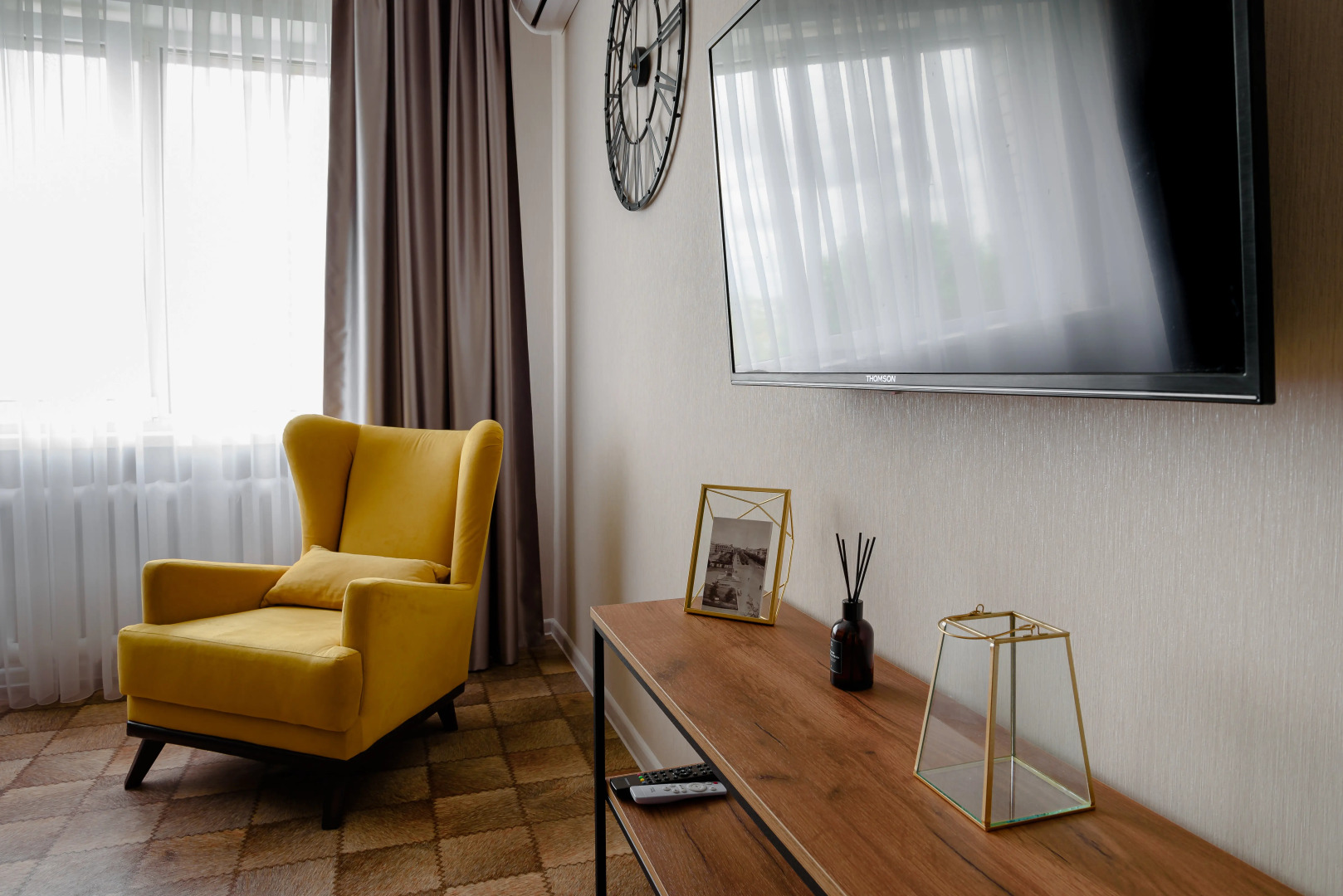 Апартаменты для Вас на Комиссарова