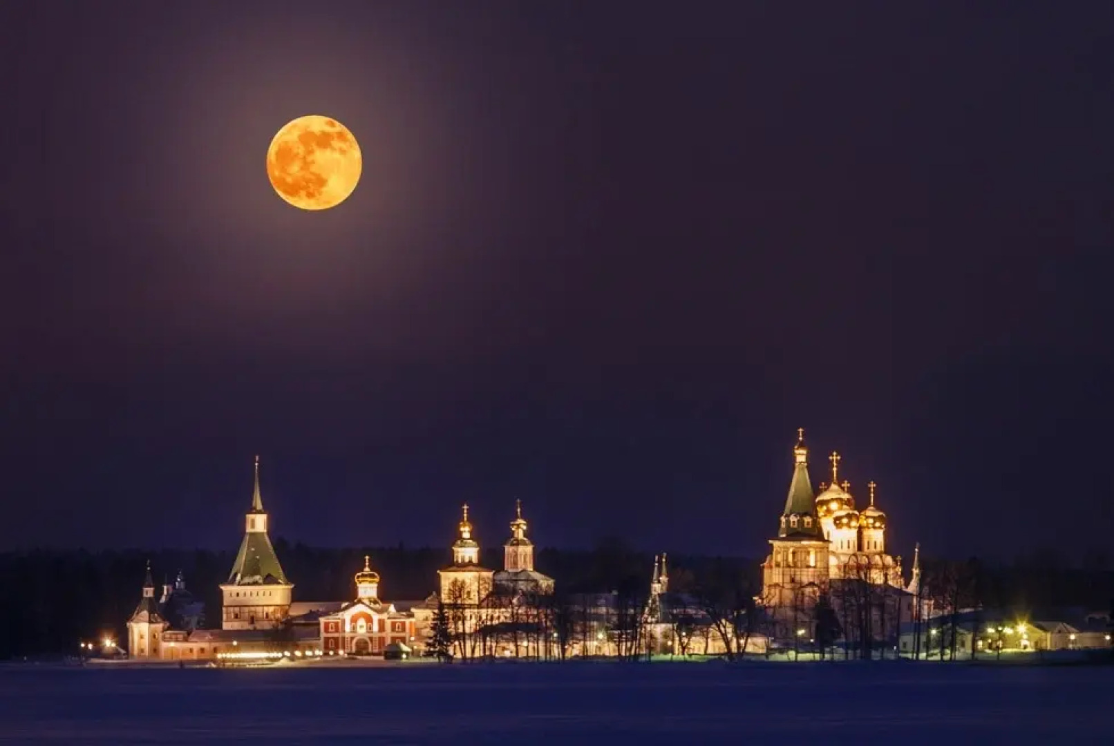 Кемпинг International Camp club Bereg Best Beach Stylish Coastline Ukleyno Lake National Park Valdai