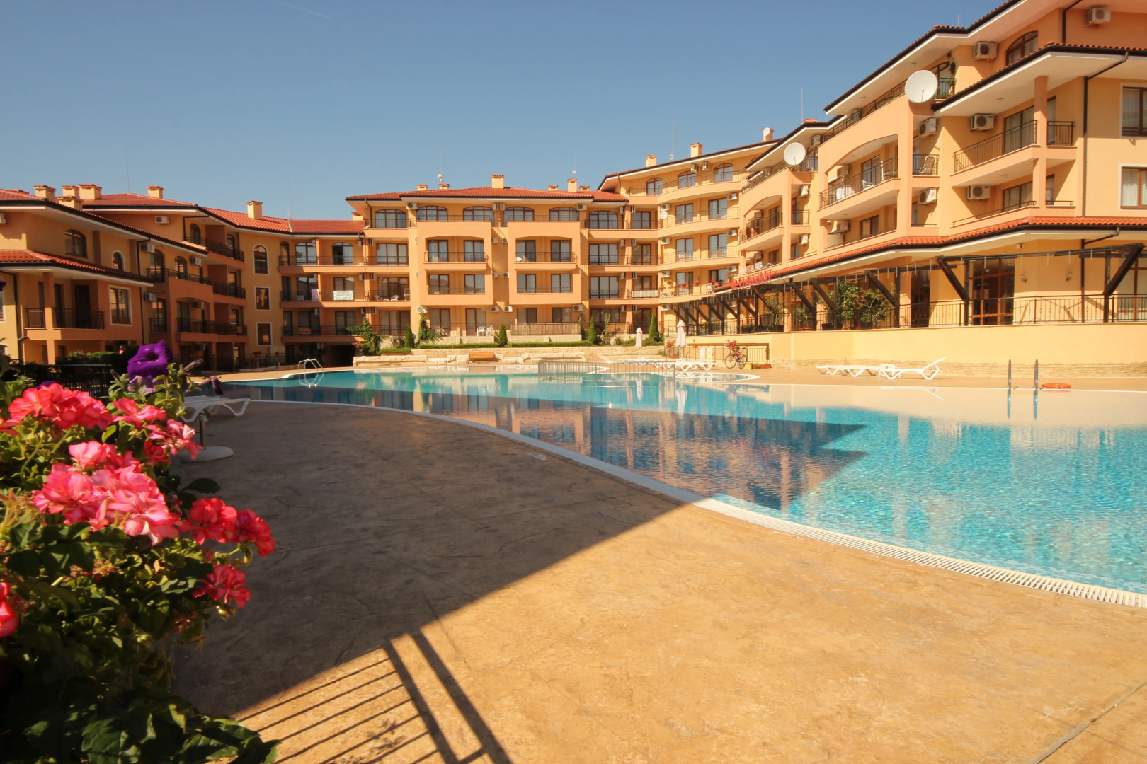 Апарт-Отель Sky Dreams - Menada