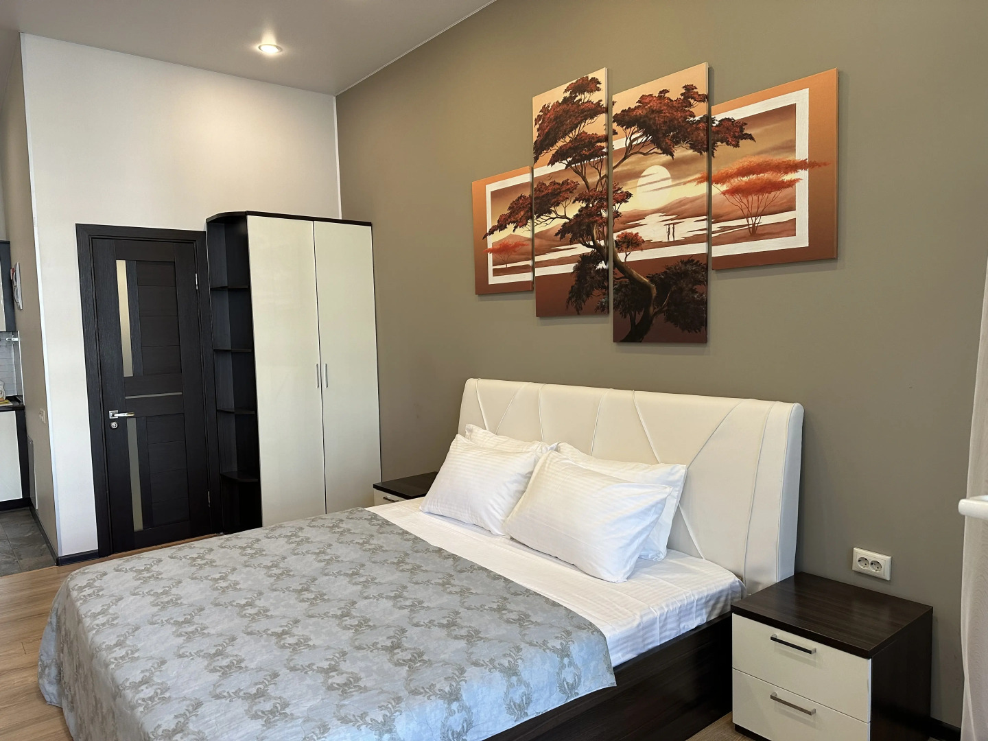 Апартаменты на Бульваре Надежд 4/2