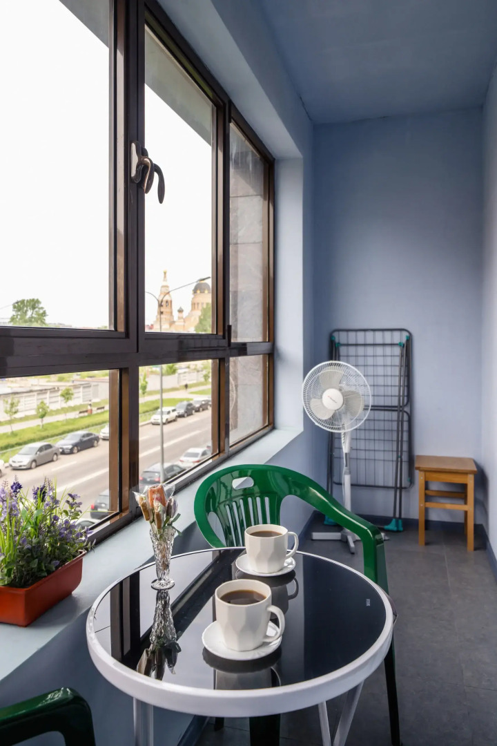 Апартаменты у метро в центре