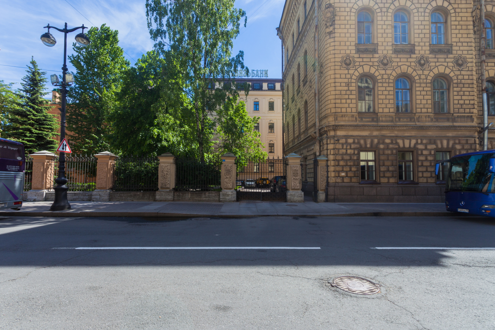 Апартаменты у Дворцовой площади