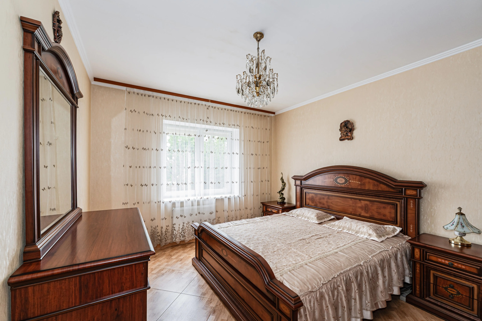 Квартира просторная от трех суток