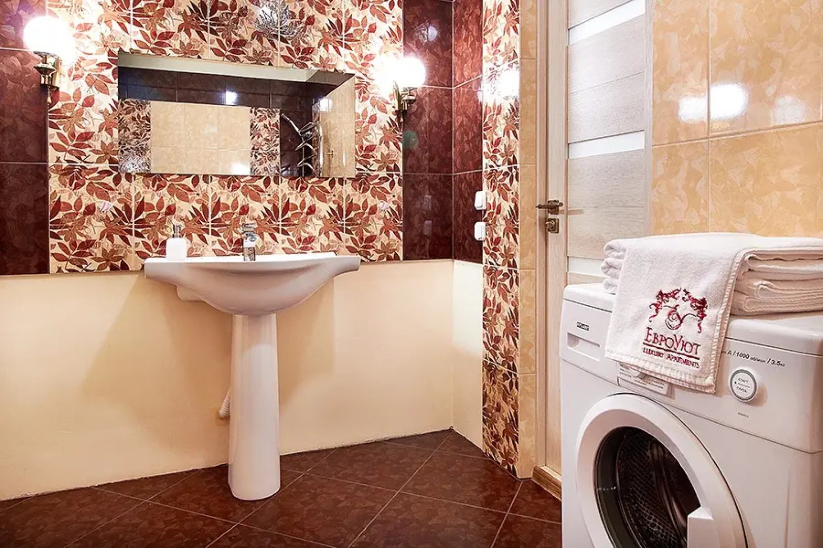 ЕвроУют Светлые апартаменты в новом доме