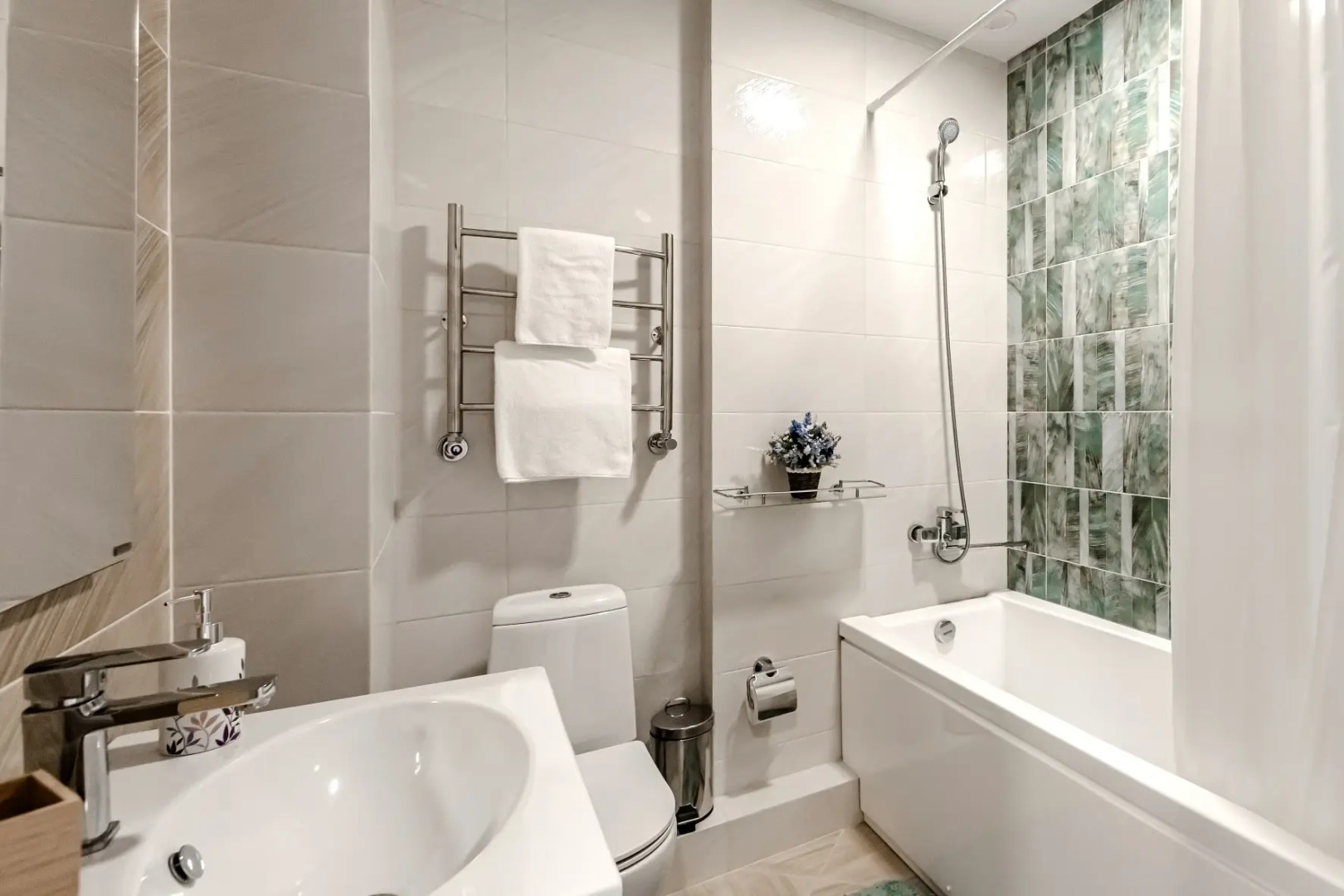 Апартаменты Фиалка от Ирины Савельевой + В курортной зоне + У входа в парк + Рядом Долина роз и Красное солнышко