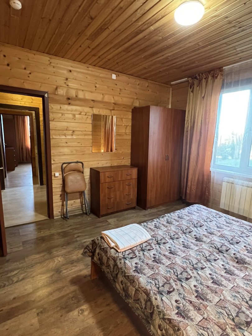 Частный дом на озере