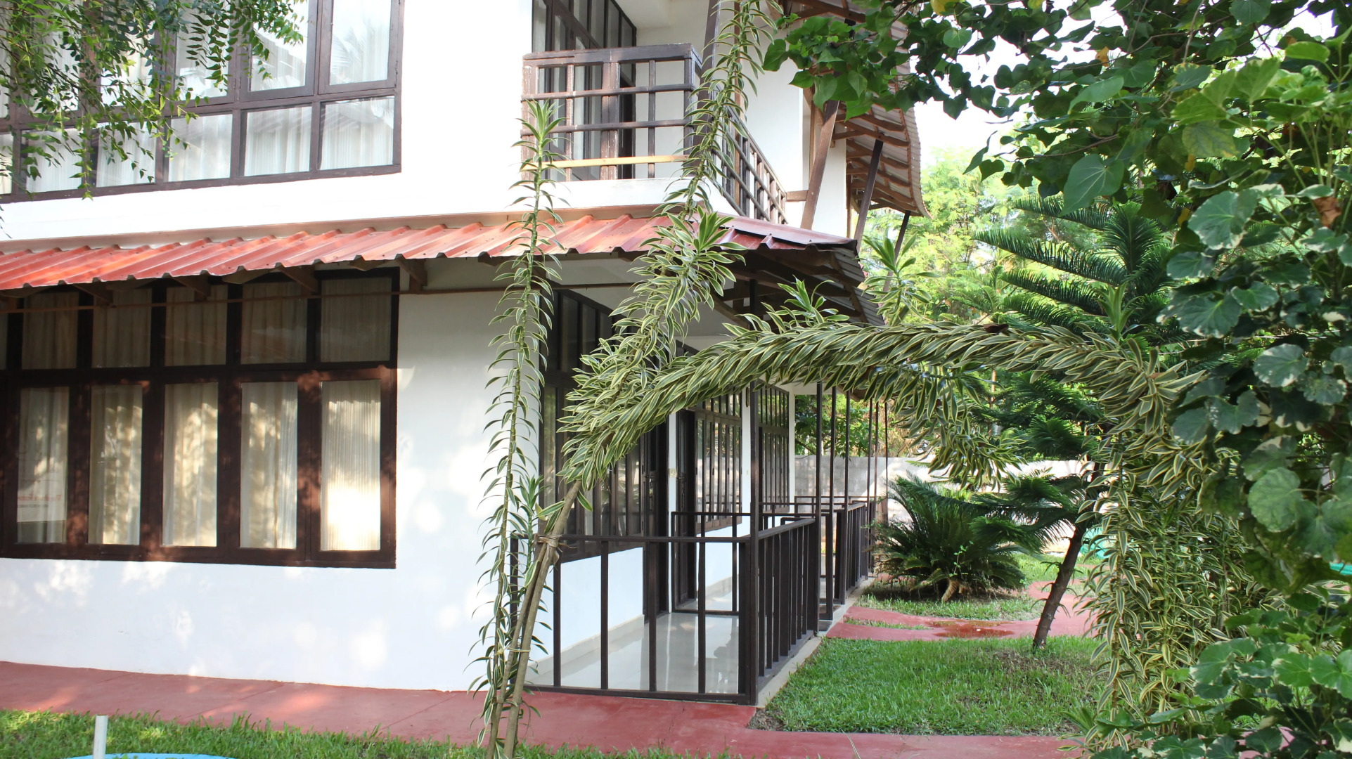 Отель True Blue Beach Resort