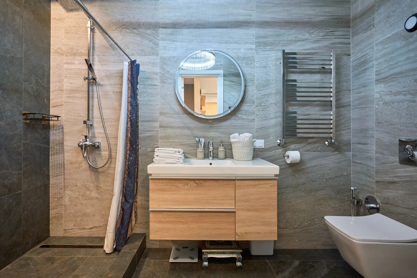 Апартаменты с Шикарным Видом на Море в Центре Сочи