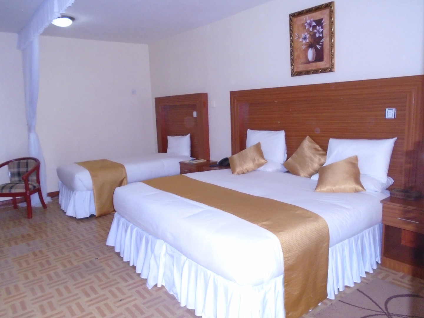 Отель Fahari Gardens