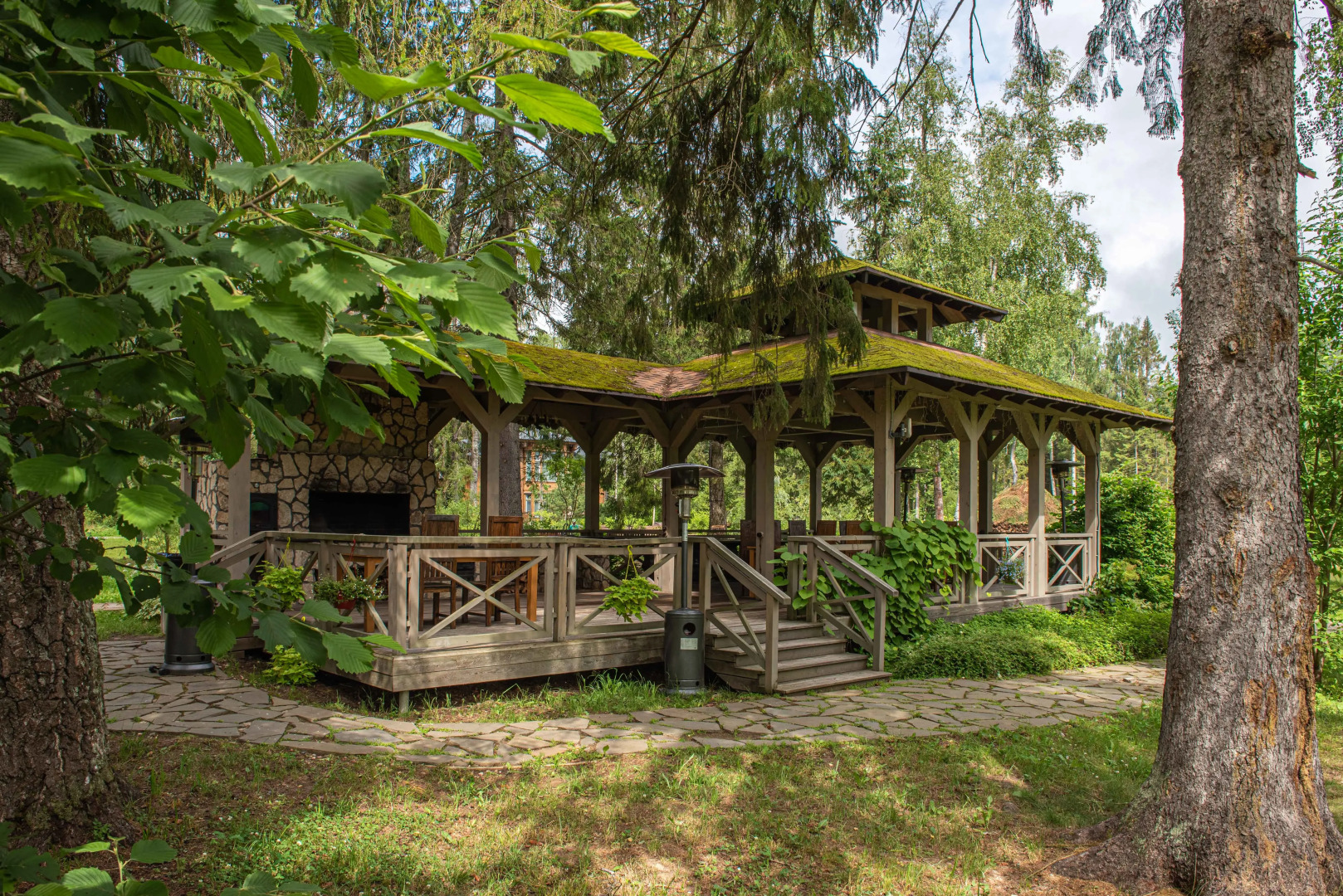 Cosmos Collection Izumrudny Les Hotel