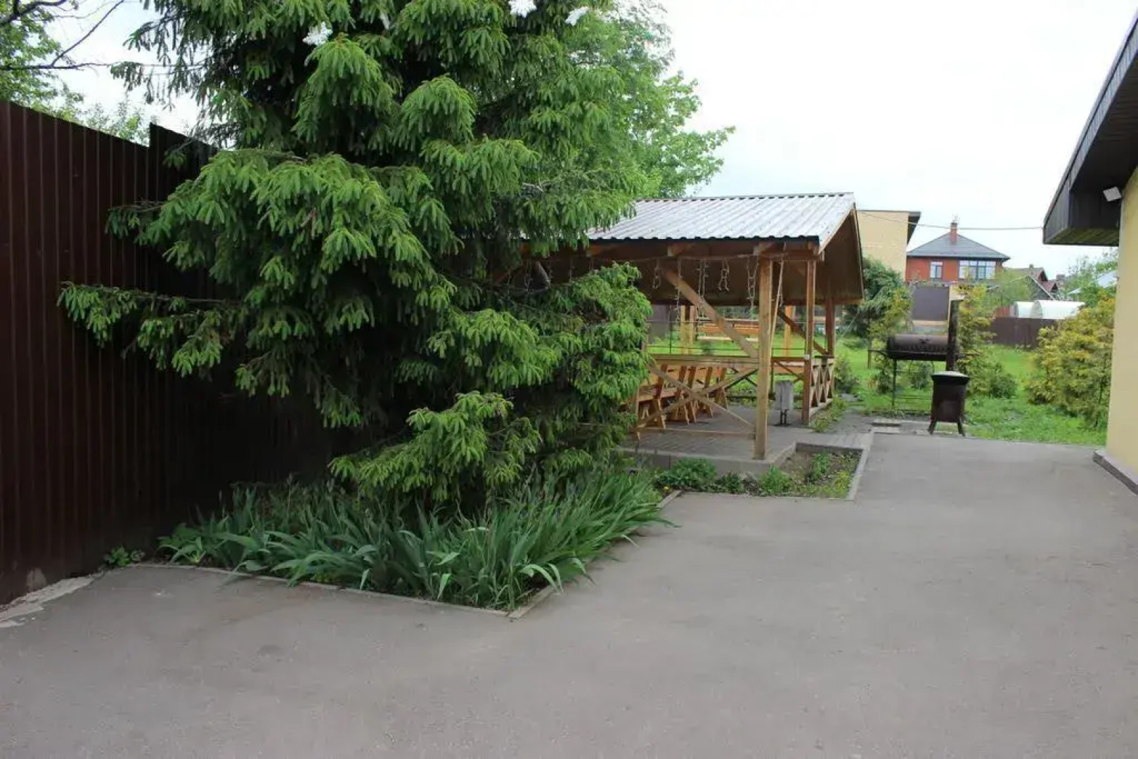 Частный дом с сауной, хаммамом и бассейном