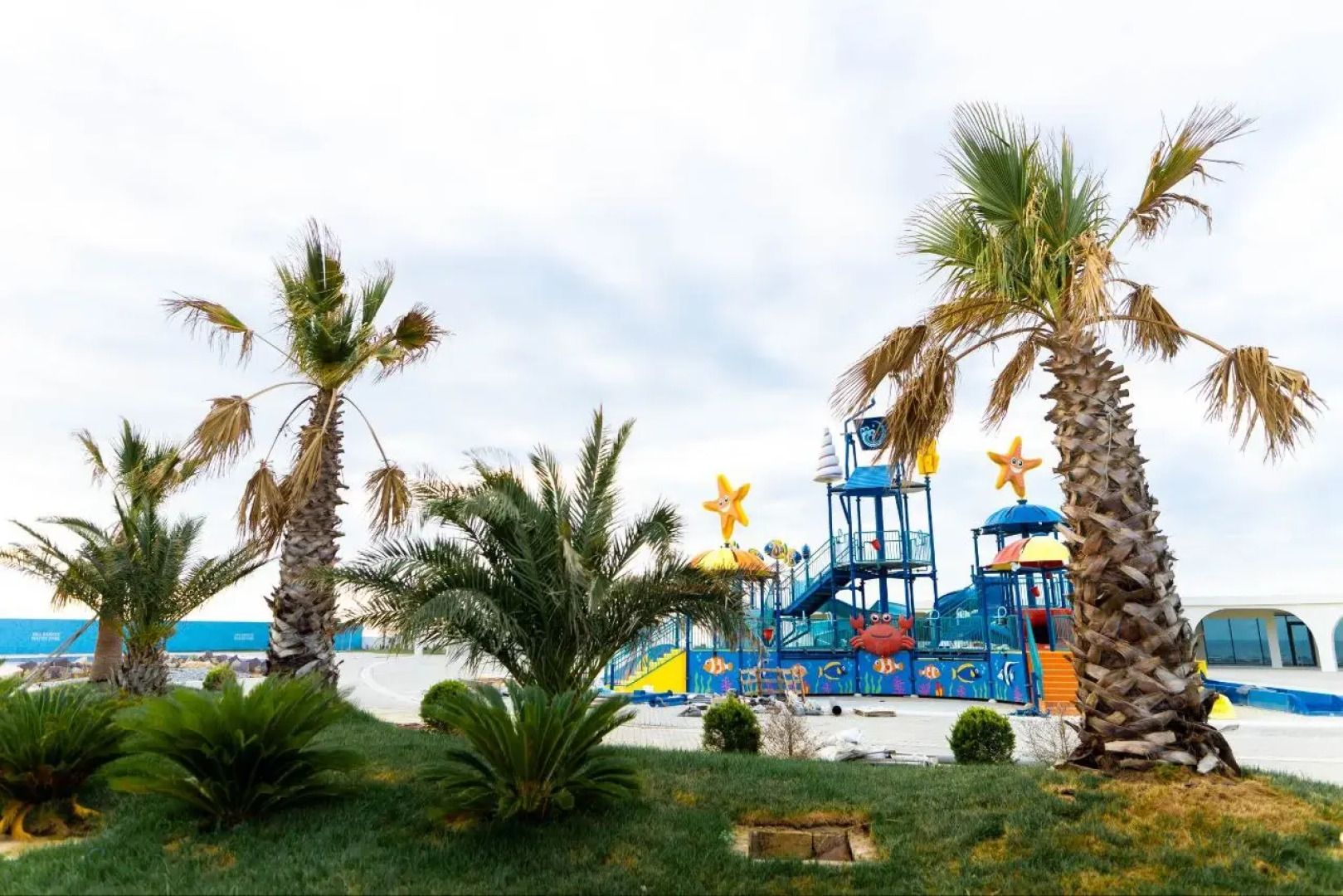 Lamer Sea Breeze Resort