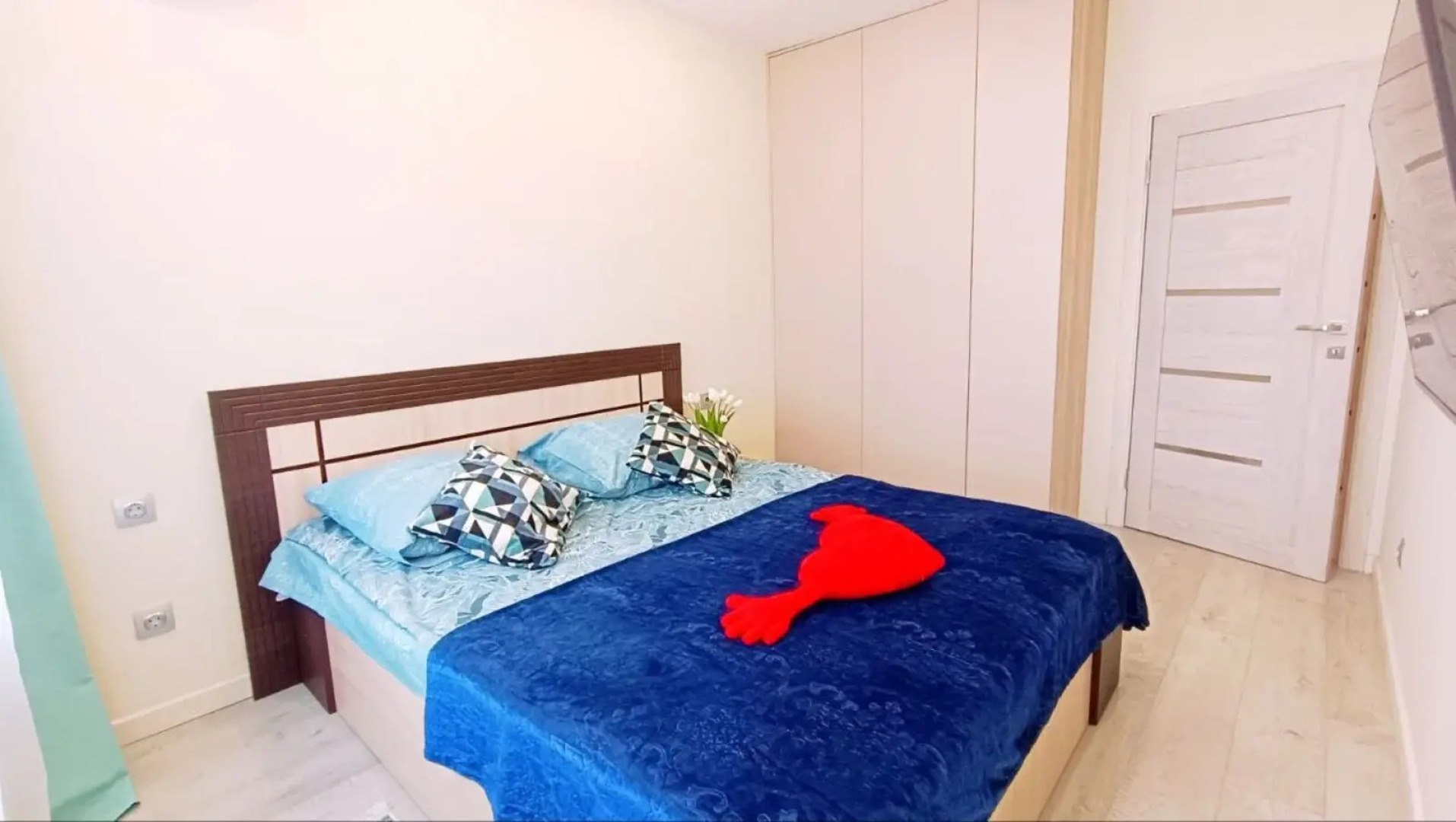 Апартаменты двухкомнатные Татьянин Дом вблизи Амура и парка Северный