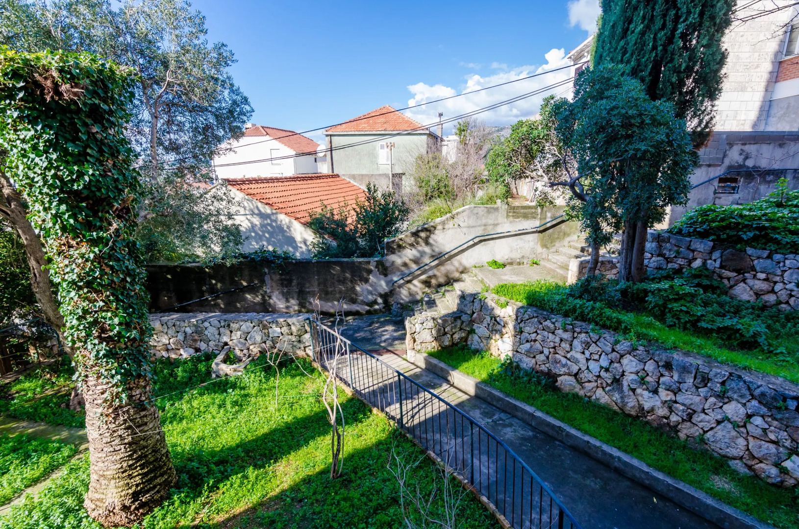 Апартаменты Nostromo Family