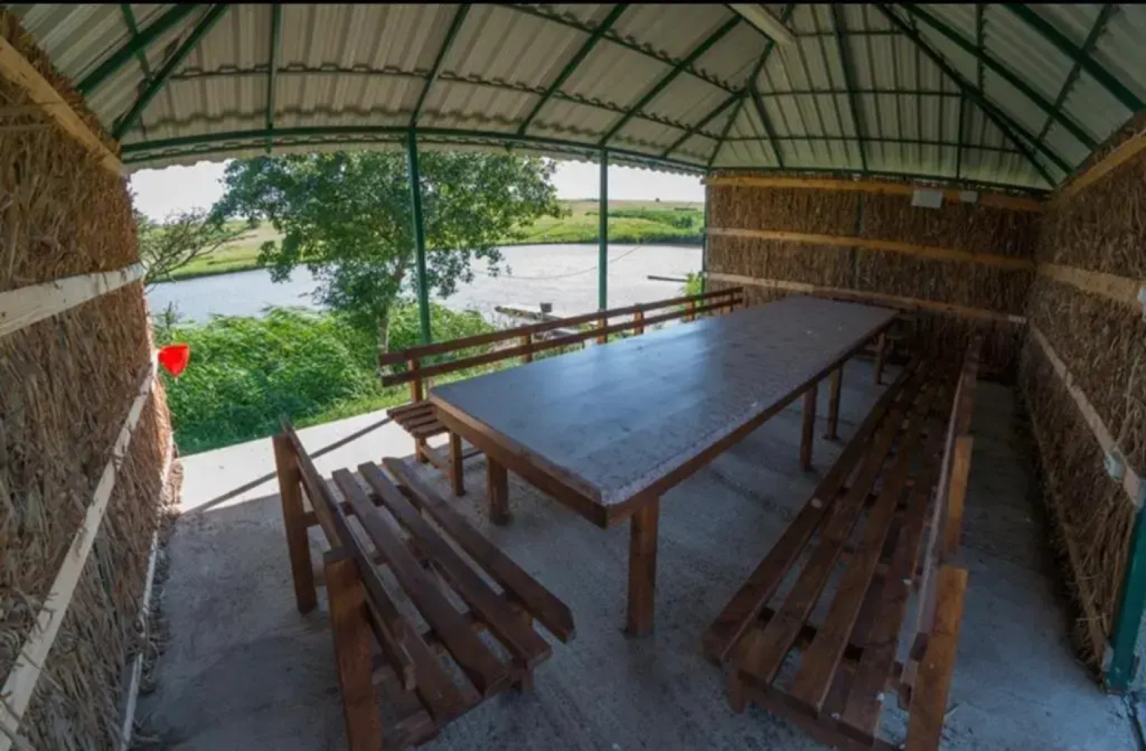 Широкая балка